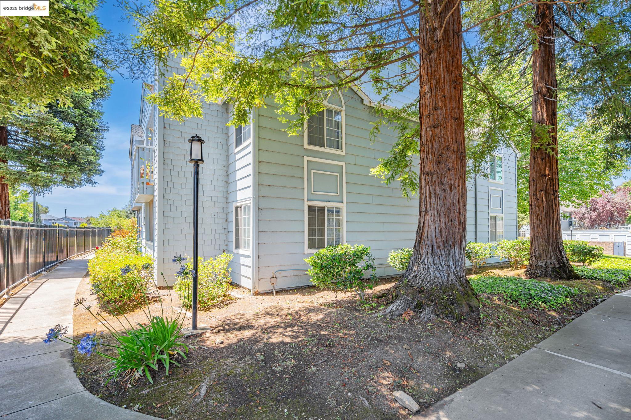 413 Lighthouse Dr, Vallejo, California 94590, 2 Bedrooms Bedrooms, 6 Rooms Rooms,1 BathroomBathrooms,Residential,For Sale,413 Lighthouse Dr,41103209