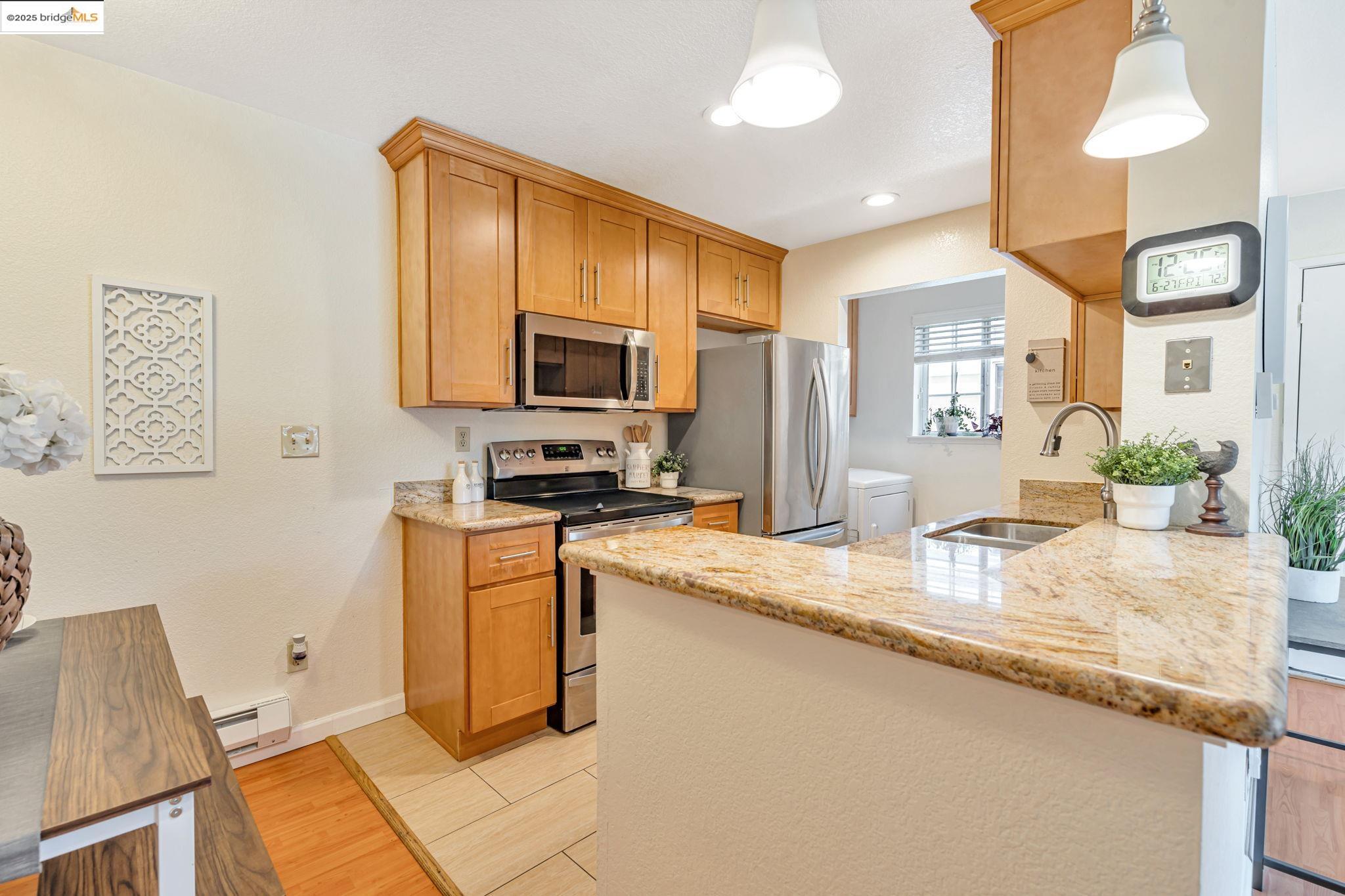 413 Lighthouse Dr, Vallejo, California 94590, 2 Bedrooms Bedrooms, 6 Rooms Rooms,1 BathroomBathrooms,Residential,For Sale,413 Lighthouse Dr,41103209