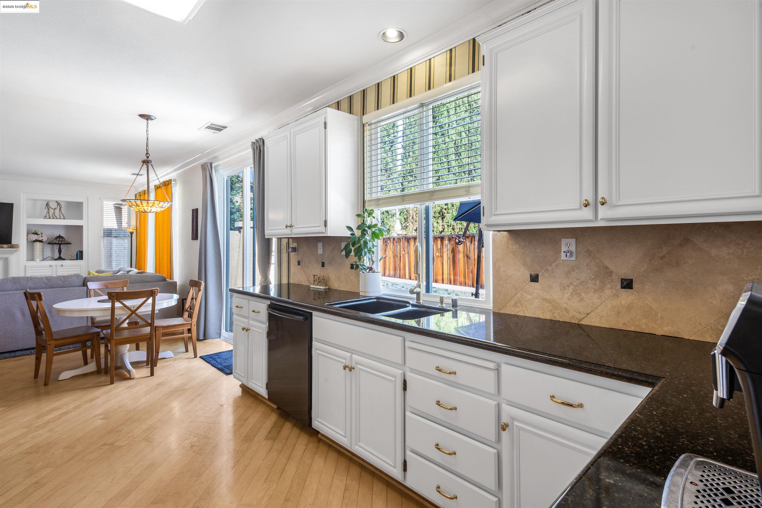 561 Orange Ct, Brentwood, California 94513, 4 Bedrooms Bedrooms, 10 Rooms Rooms,2 BathroomsBathrooms,Residential,For Sale,561 Orange Ct,41103211