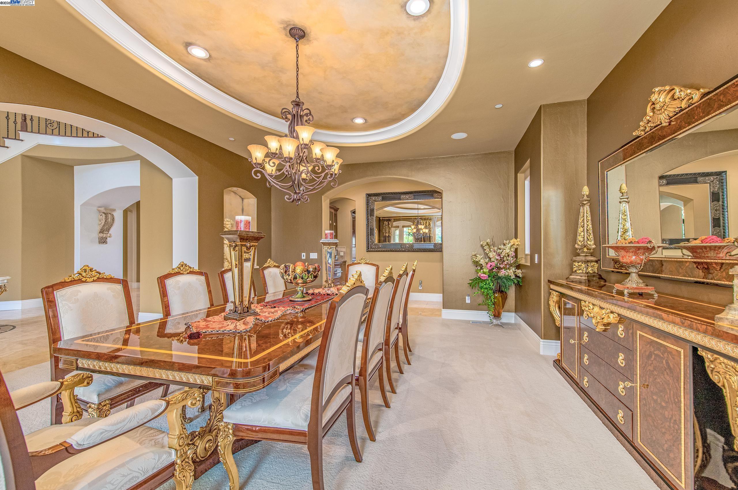 Detail Gallery Image 13 of 44 For 1916 Ticino Ct, Pleasanton,  CA 94566 - 5 Beds | 6/1 Baths