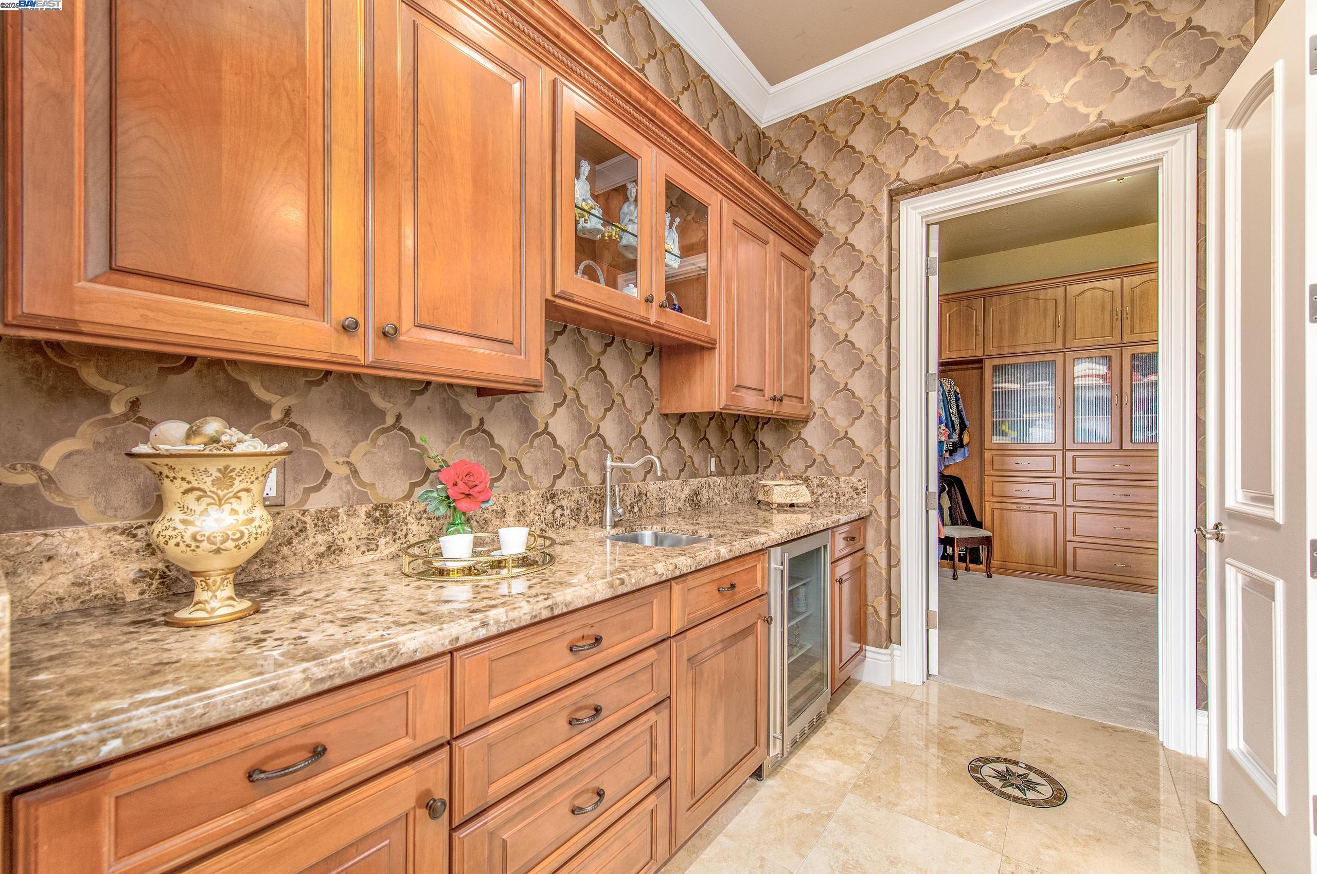Detail Gallery Image 26 of 44 For 1916 Ticino Ct, Pleasanton,  CA 94566 - 5 Beds | 6/1 Baths