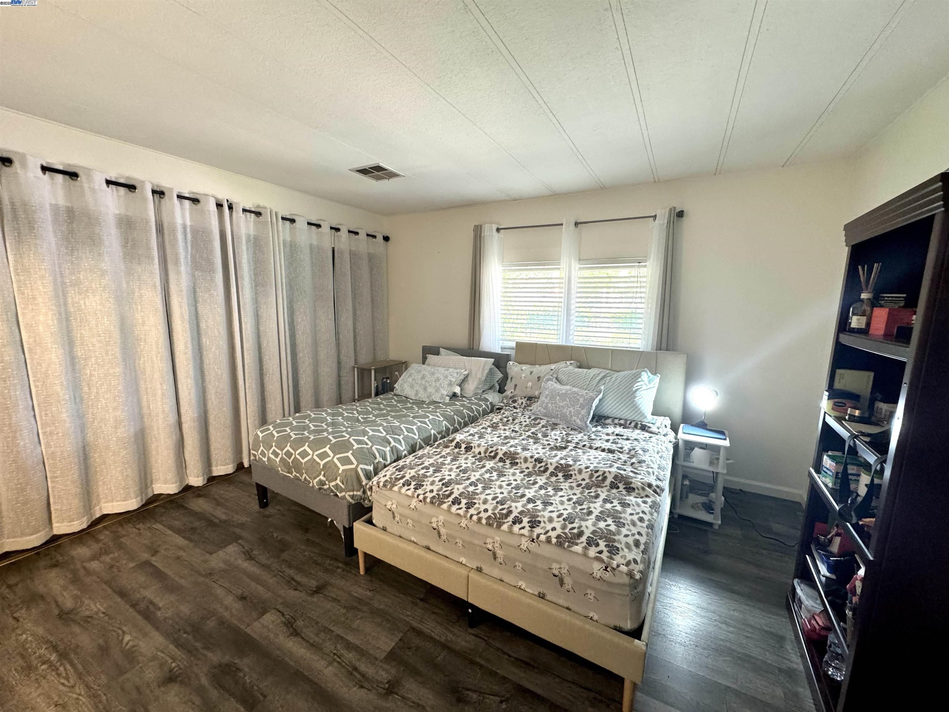 120 Mountain Springs # 120, San Jose, California 95136, 2 Bedrooms Bedrooms, 6 Rooms Rooms,2 BathroomsBathrooms,Manufactured In Park,For Sale,120 Mountain Springs # 120,41103213