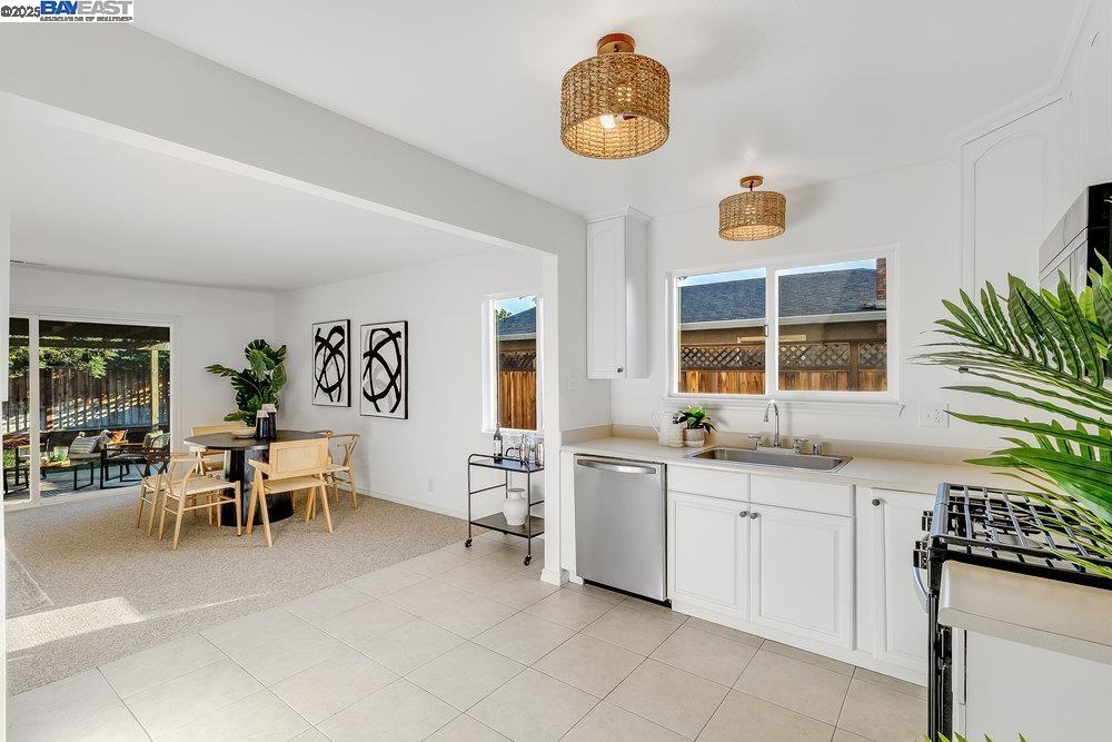 Detail Gallery Image 11 of 32 For 3283 East Ave, Livermore,  CA 94550 - 3 Beds | 2 Baths