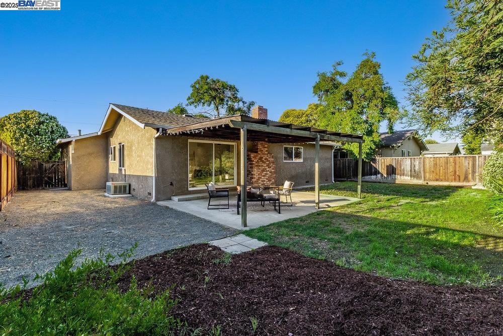 Detail Gallery Image 31 of 32 For 3283 East Ave, Livermore,  CA 94550 - 3 Beds | 2 Baths