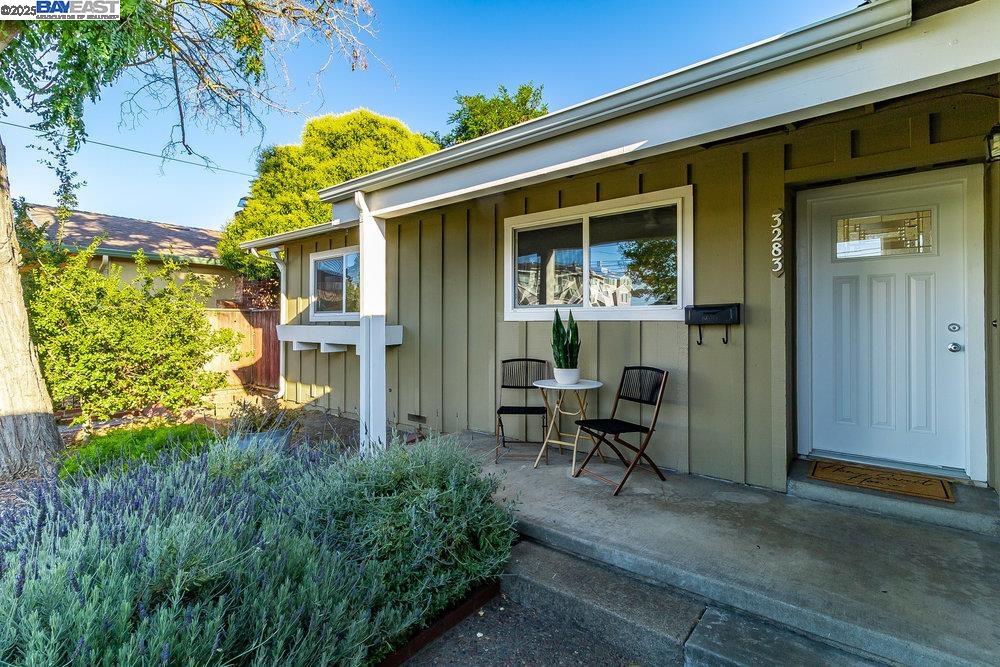 Detail Gallery Image 7 of 32 For 3283 East Ave, Livermore,  CA 94550 - 3 Beds | 2 Baths