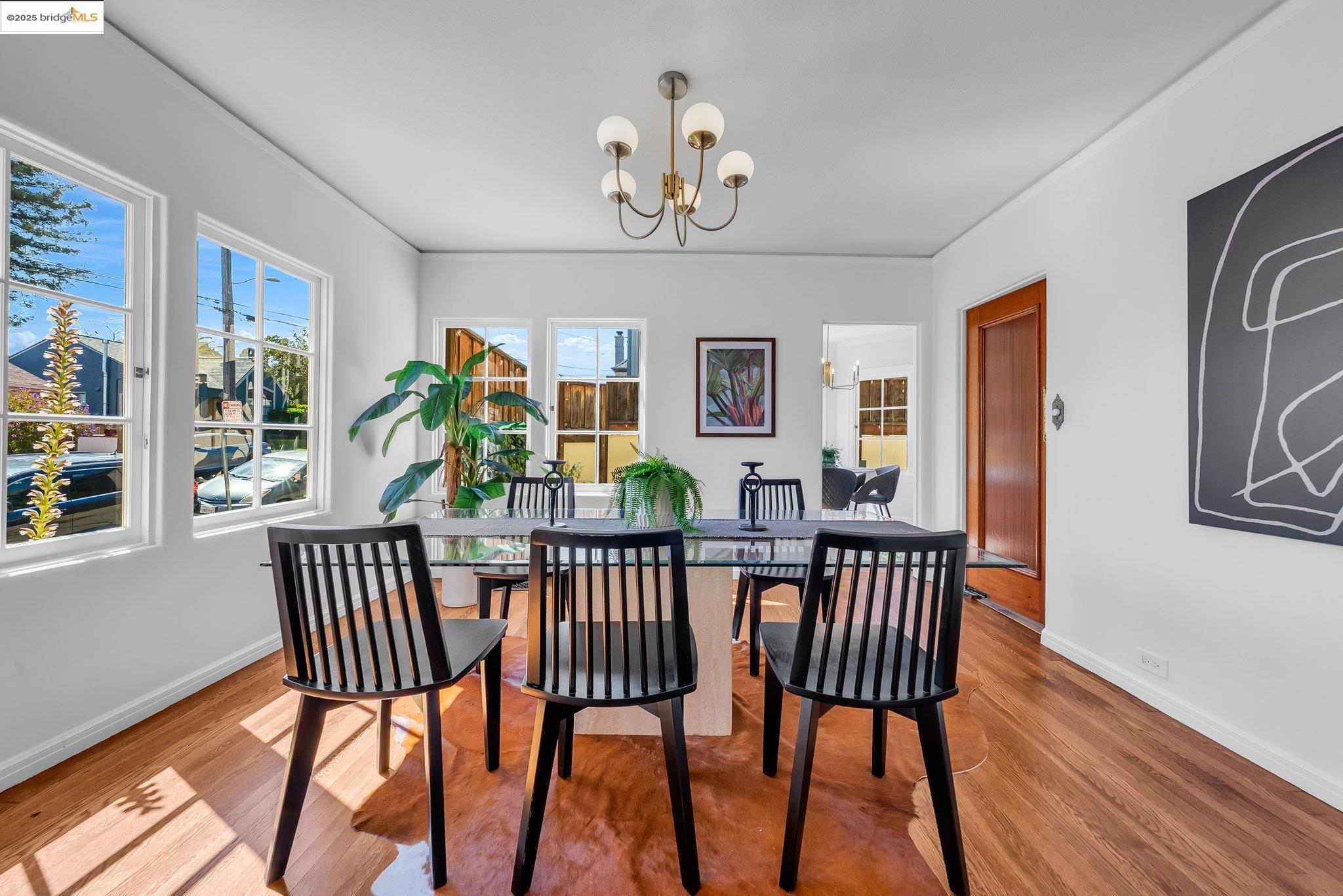 Detail Gallery Image 14 of 60 For 5605 Picardy Dr, Oakland,  CA 94605 - 3 Beds | 1/1 Baths