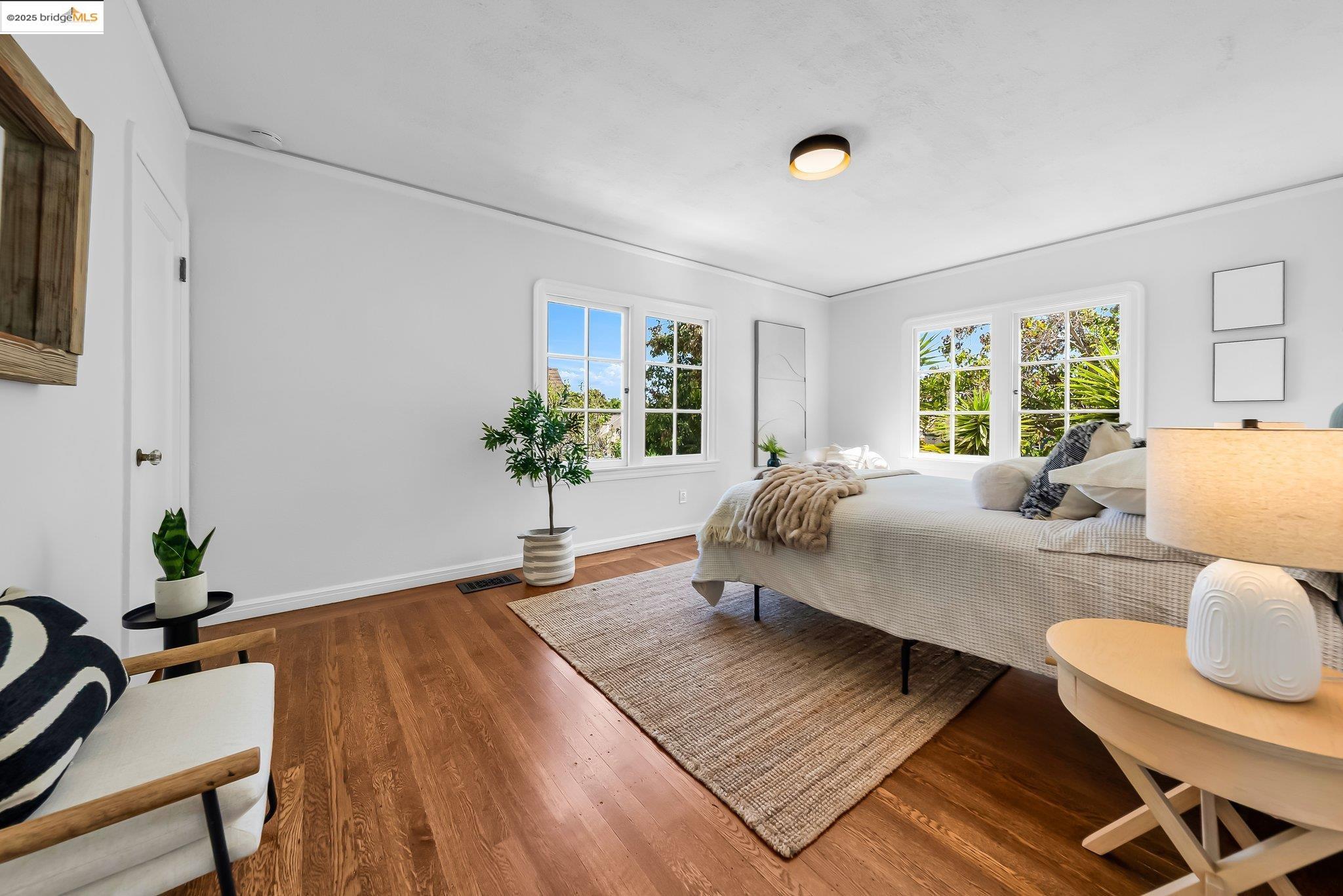 Detail Gallery Image 34 of 60 For 5605 Picardy Dr, Oakland,  CA 94605 - 3 Beds | 1/1 Baths