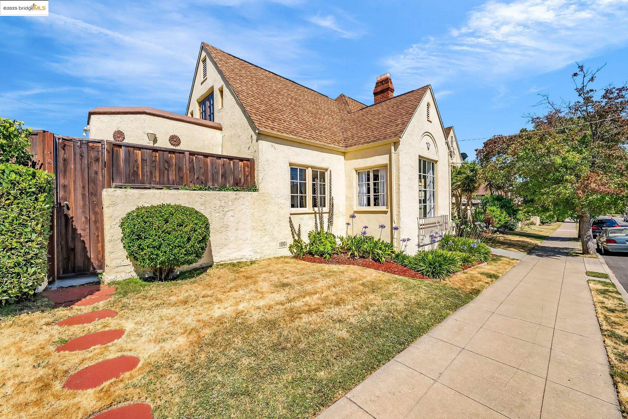 Detail Gallery Image 54 of 60 For 5605 Picardy Dr, Oakland,  CA 94605 - 3 Beds | 1/1 Baths