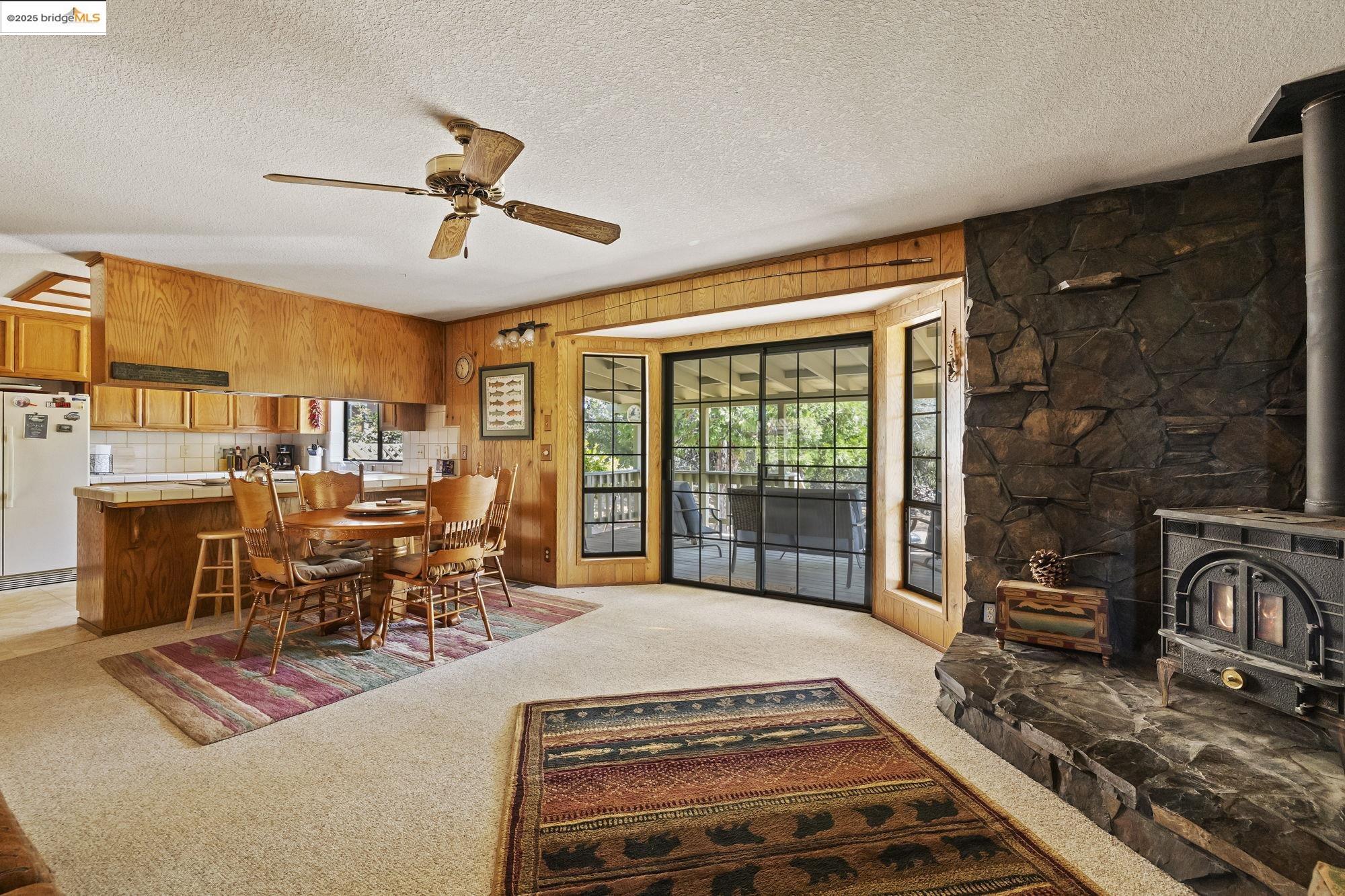 Detail Gallery Image 17 of 43 For 20696 Longview St, Groveland,  CA 95321 - 3 Beds | 3 Baths