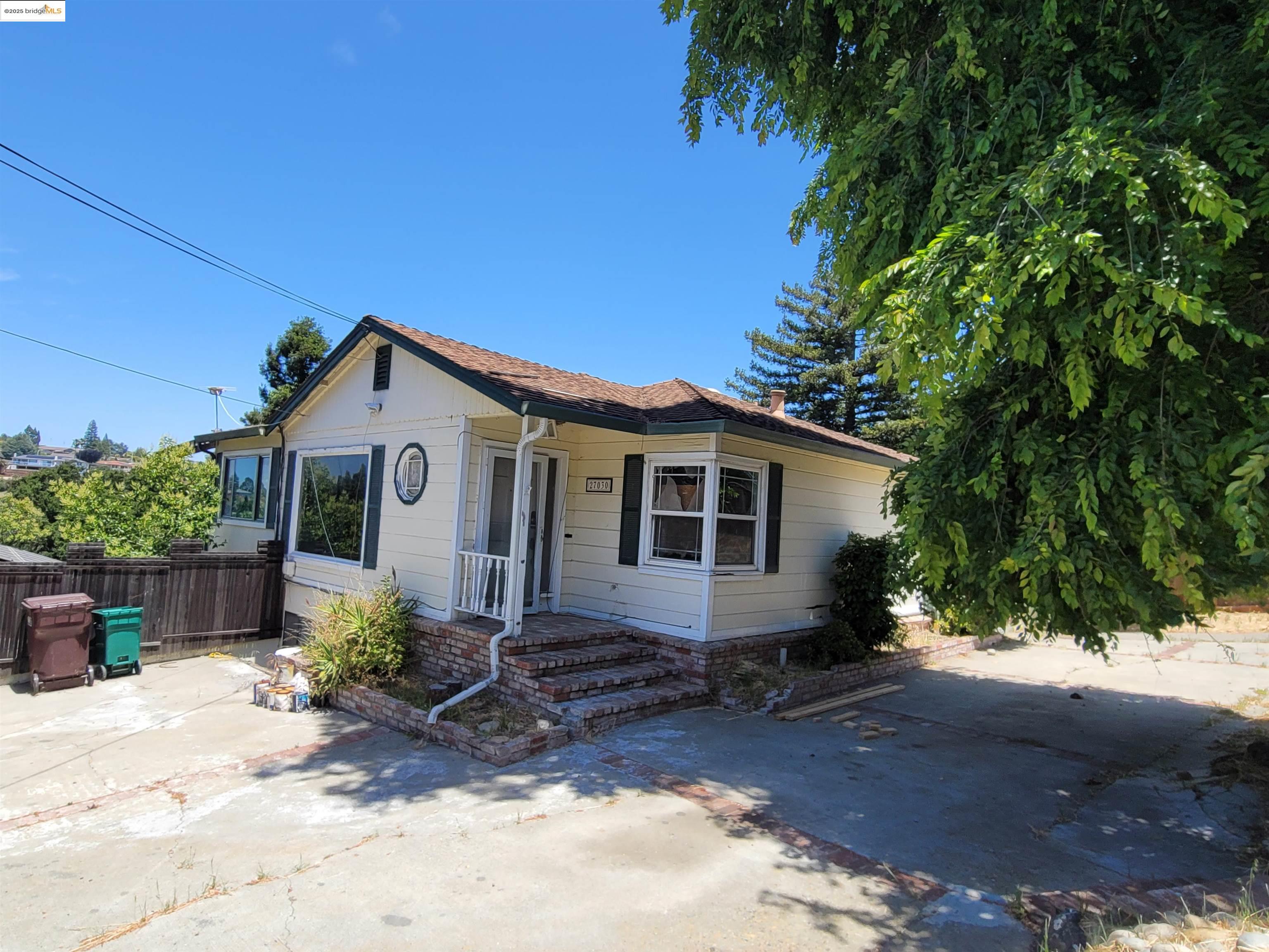 27030 Parkside Dr, Hayward, California 94542, 4 Bedrooms Bedrooms, 6 Rooms Rooms,2 BathroomsBathrooms,Residential,For Sale,27030 Parkside Dr,41103221