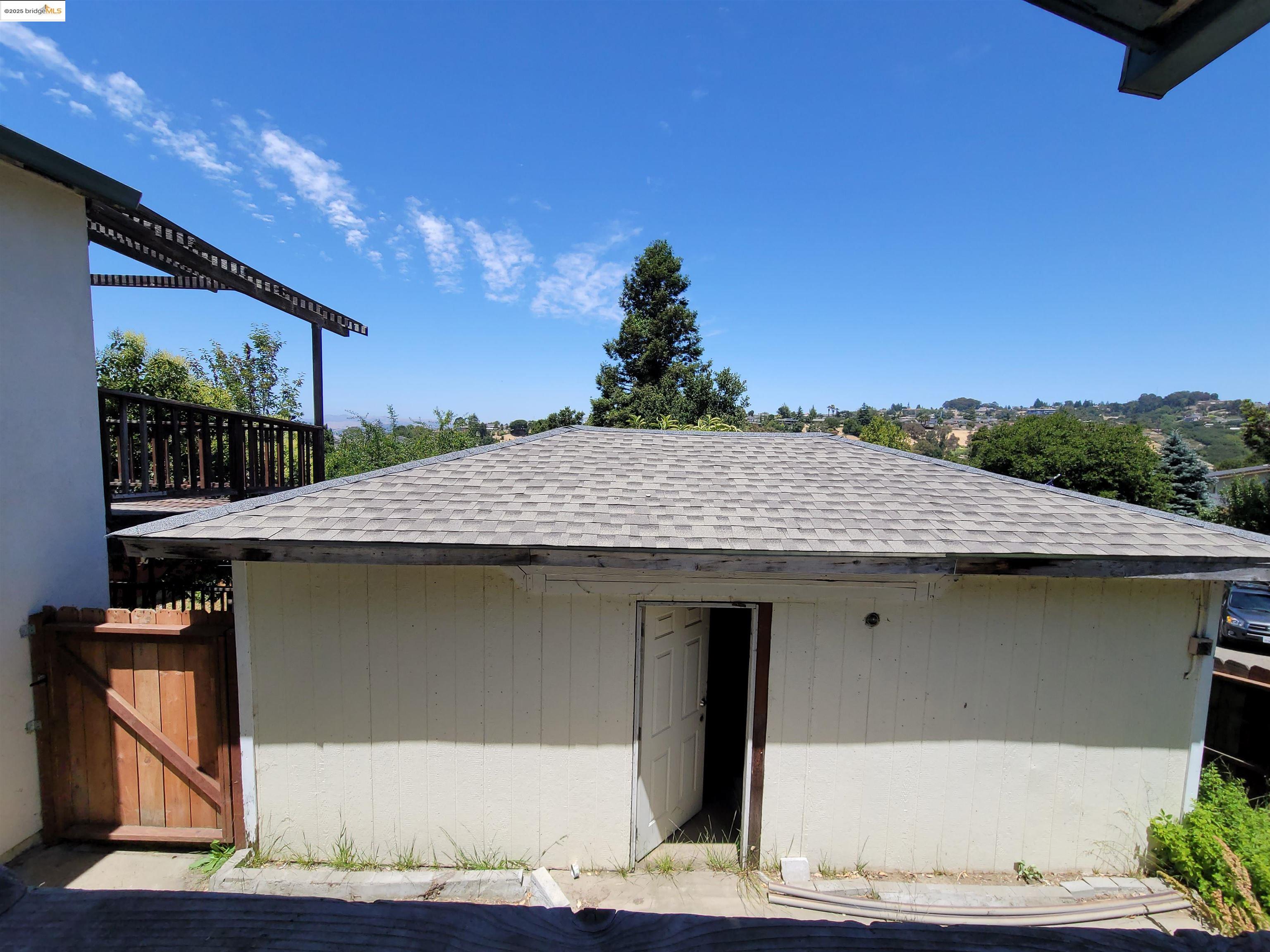 27030 Parkside Dr, Hayward, California 94542, 4 Bedrooms Bedrooms, 6 Rooms Rooms,2 BathroomsBathrooms,Residential,For Sale,27030 Parkside Dr,41103221