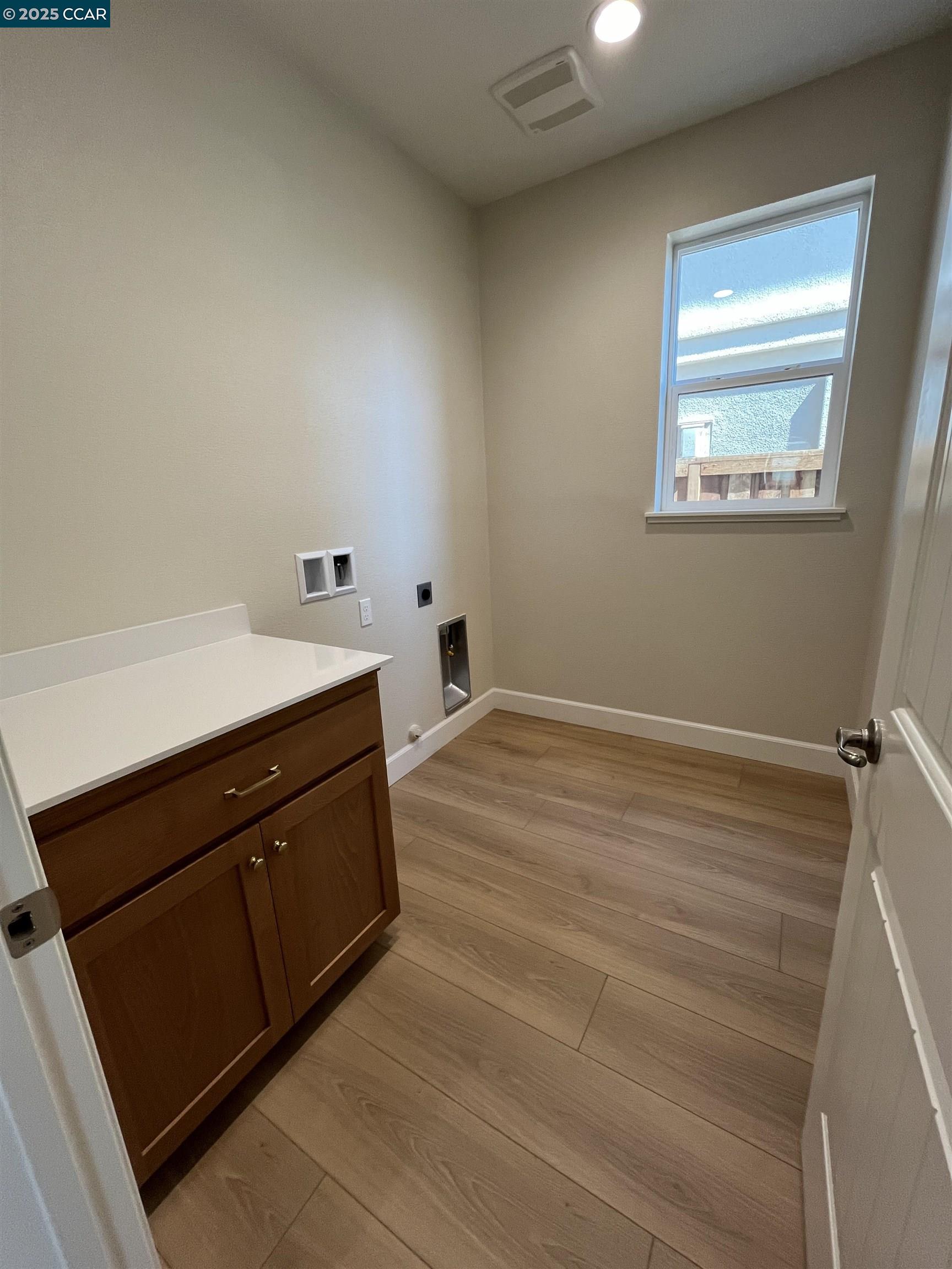 131 Orchard Way, Pittsburg, California 94565, 5 Bedrooms Bedrooms, 9 Rooms Rooms,3 BathroomsBathrooms,Residential,For Sale,131 Orchard Way,41103222