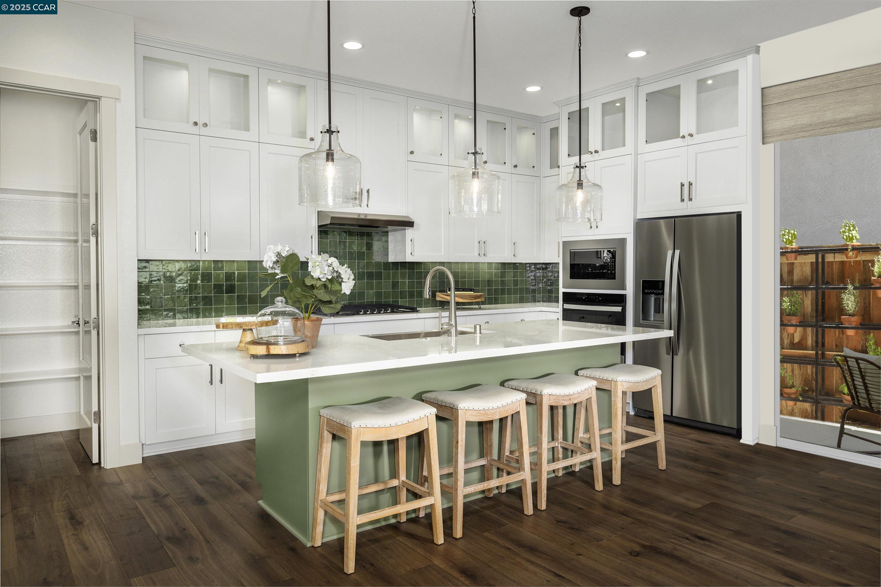 Detail Gallery Image 6 of 16 For 17576 Bushwick Lane, Lathrop,  CA 95330 - 5 Beds | 3/5 Baths