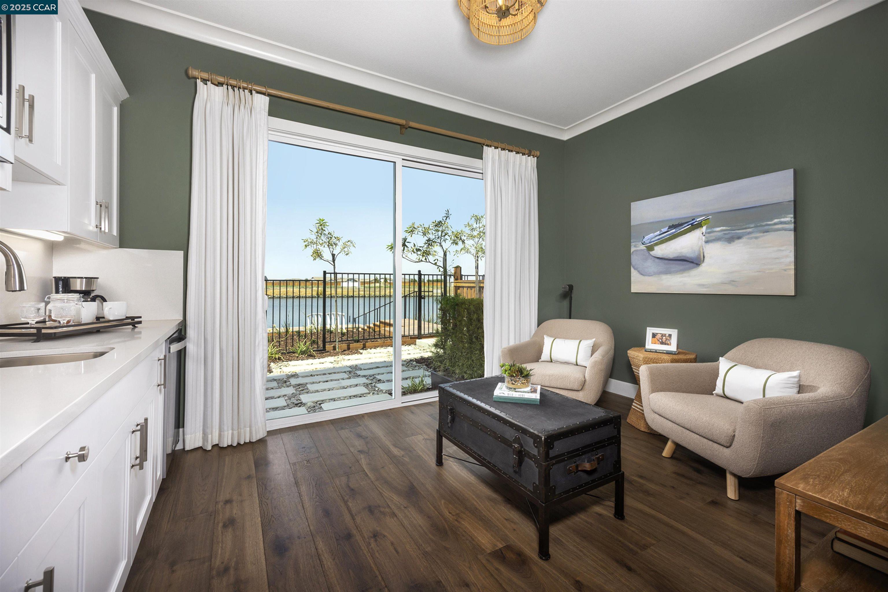 Detail Gallery Image 8 of 16 For 17576 Bushwick Lane, Lathrop,  CA 95330 - 5 Beds | 3/5 Baths