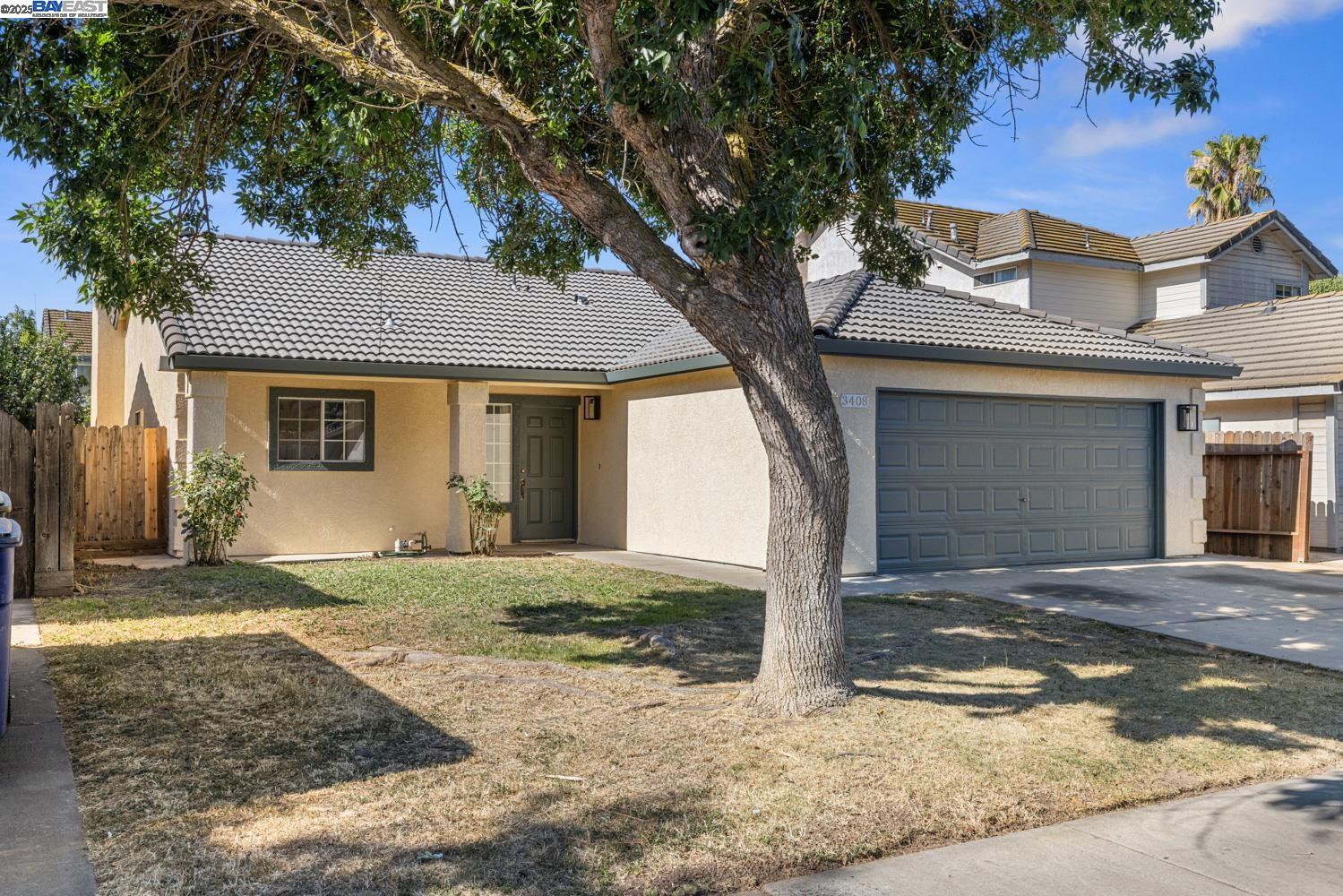 Detail Gallery Image 1 of 1 For 3408 Jamestown Dr, Modesto,  CA 95354 - 3 Beds | 2 Baths