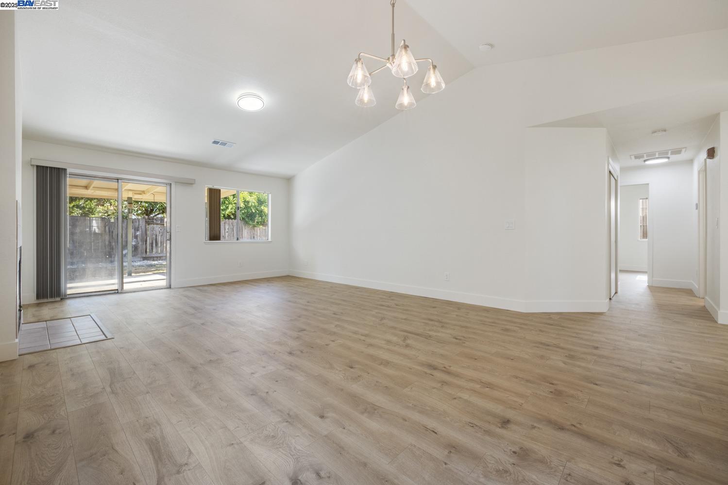 3408 Jamestown Dr, Modesto, California 95354, 3 Bedrooms Bedrooms, 6 Rooms Rooms,2 BathroomsBathrooms,Residential,For Sale,3408 Jamestown Dr,41103227
