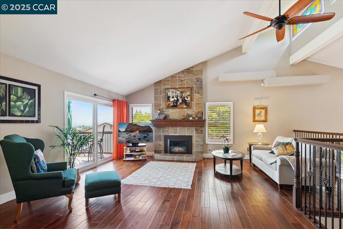Detail Gallery Image 13 of 43 For 65 Saint Thomas, Pleasant Hill,  CA 94523 - 4 Beds | 2/1 Baths