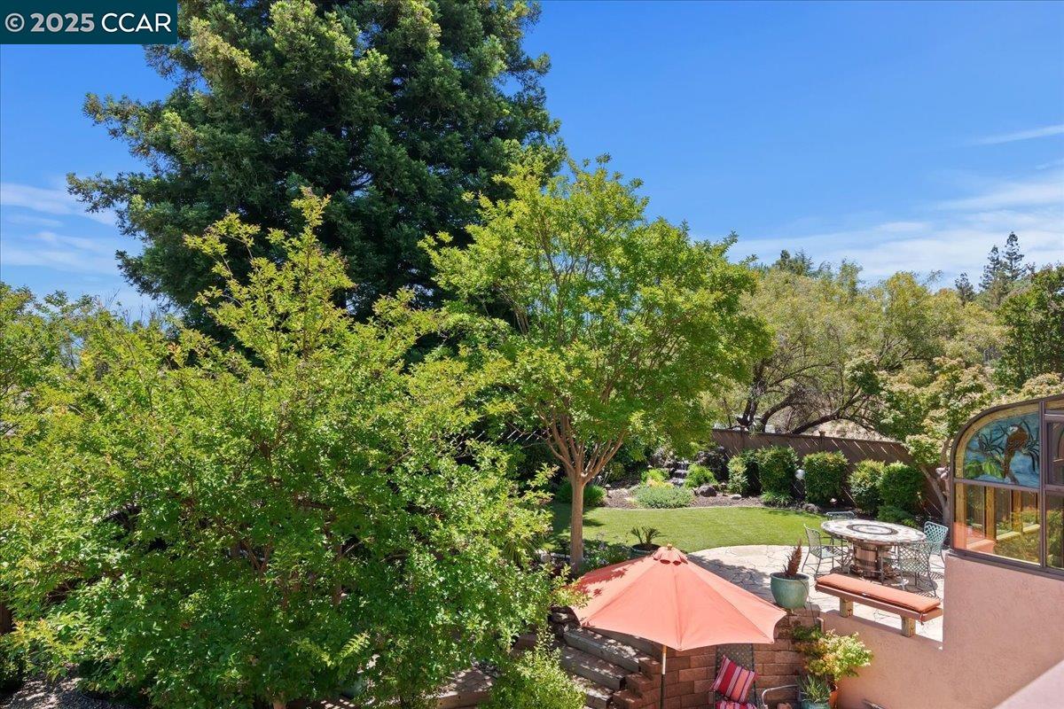Detail Gallery Image 17 of 43 For 65 Saint Thomas, Pleasant Hill,  CA 94523 - 4 Beds | 2/1 Baths