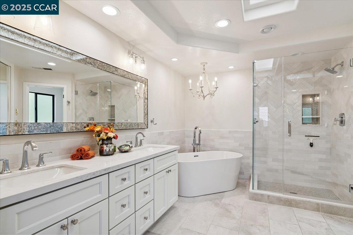 Detail Gallery Image 23 of 43 For 65 Saint Thomas, Pleasant Hill,  CA 94523 - 4 Beds | 2/1 Baths