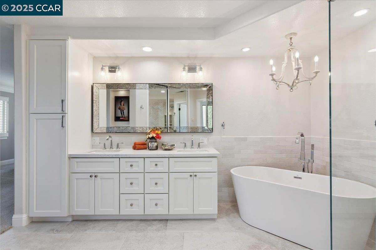 Detail Gallery Image 24 of 43 For 65 Saint Thomas, Pleasant Hill,  CA 94523 - 4 Beds | 2/1 Baths