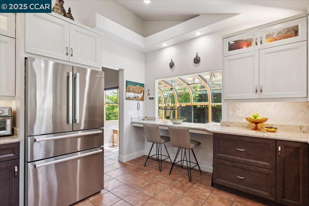 Detail Gallery Image 8 of 43 For 65 Saint Thomas, Pleasant Hill,  CA 94523 - 4 Beds | 2/1 Baths