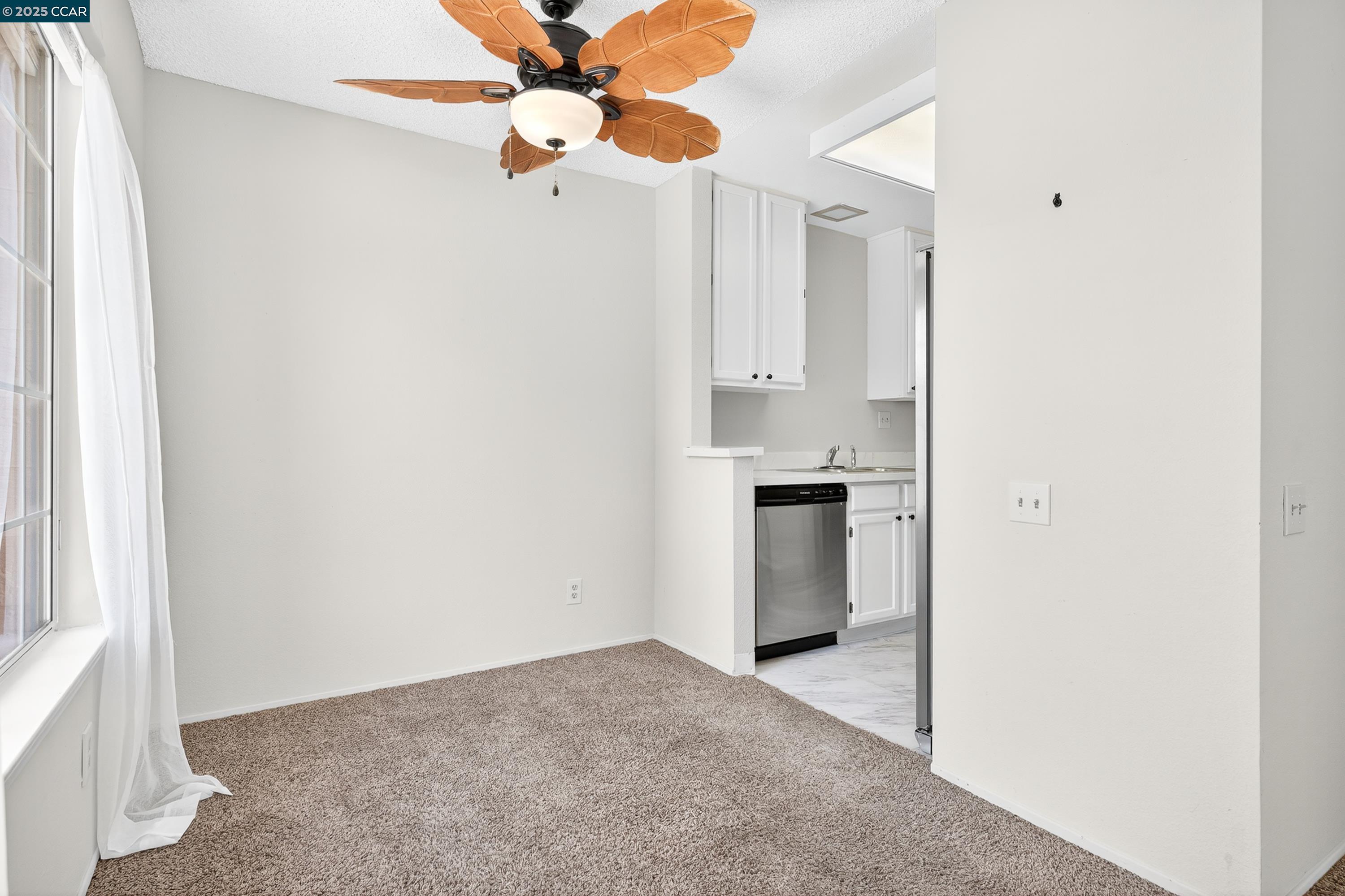 Photo #11: 41103230 Listing: Photo #11