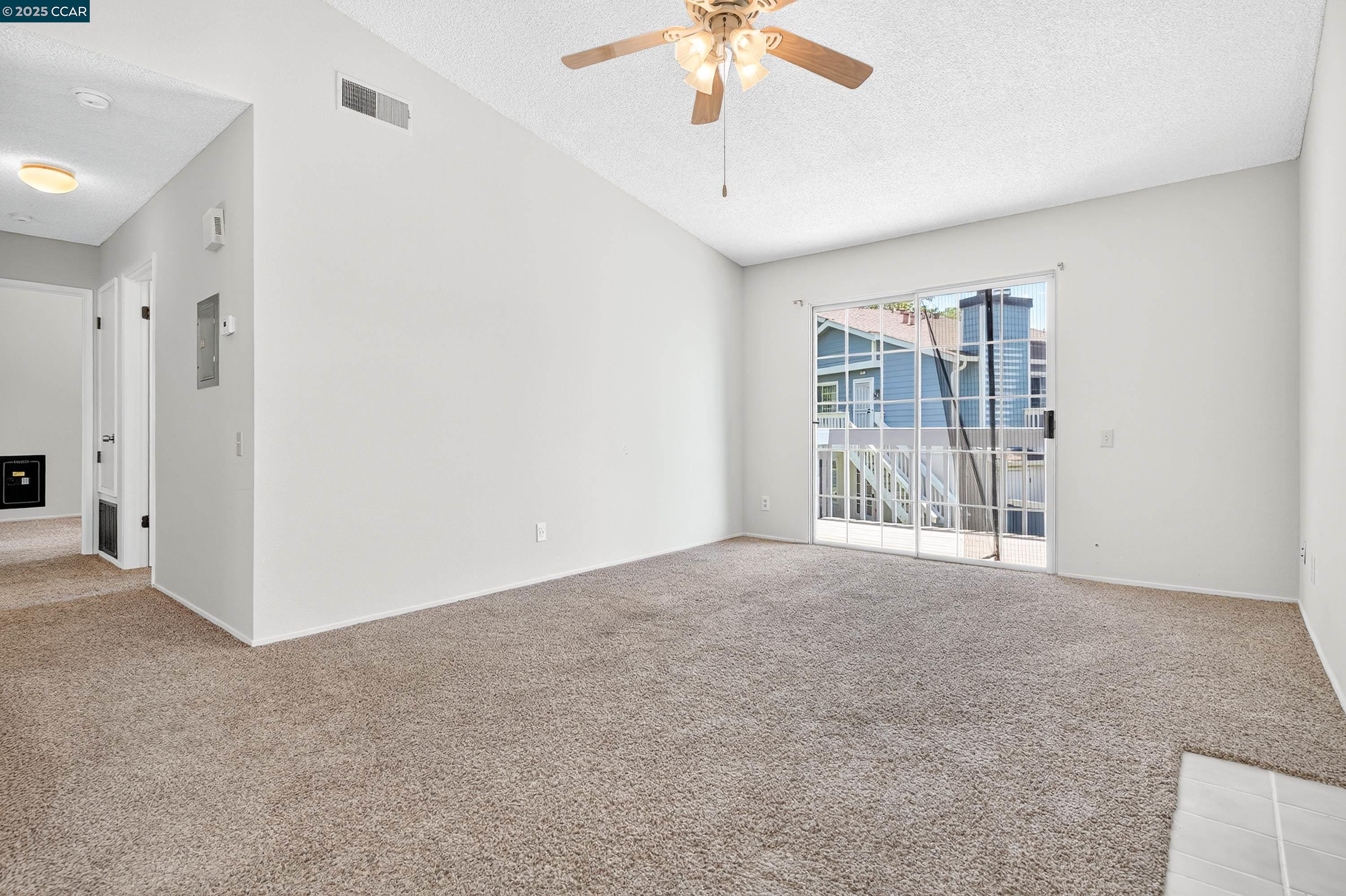 Photo #7: 41103230 Listing: Photo #7