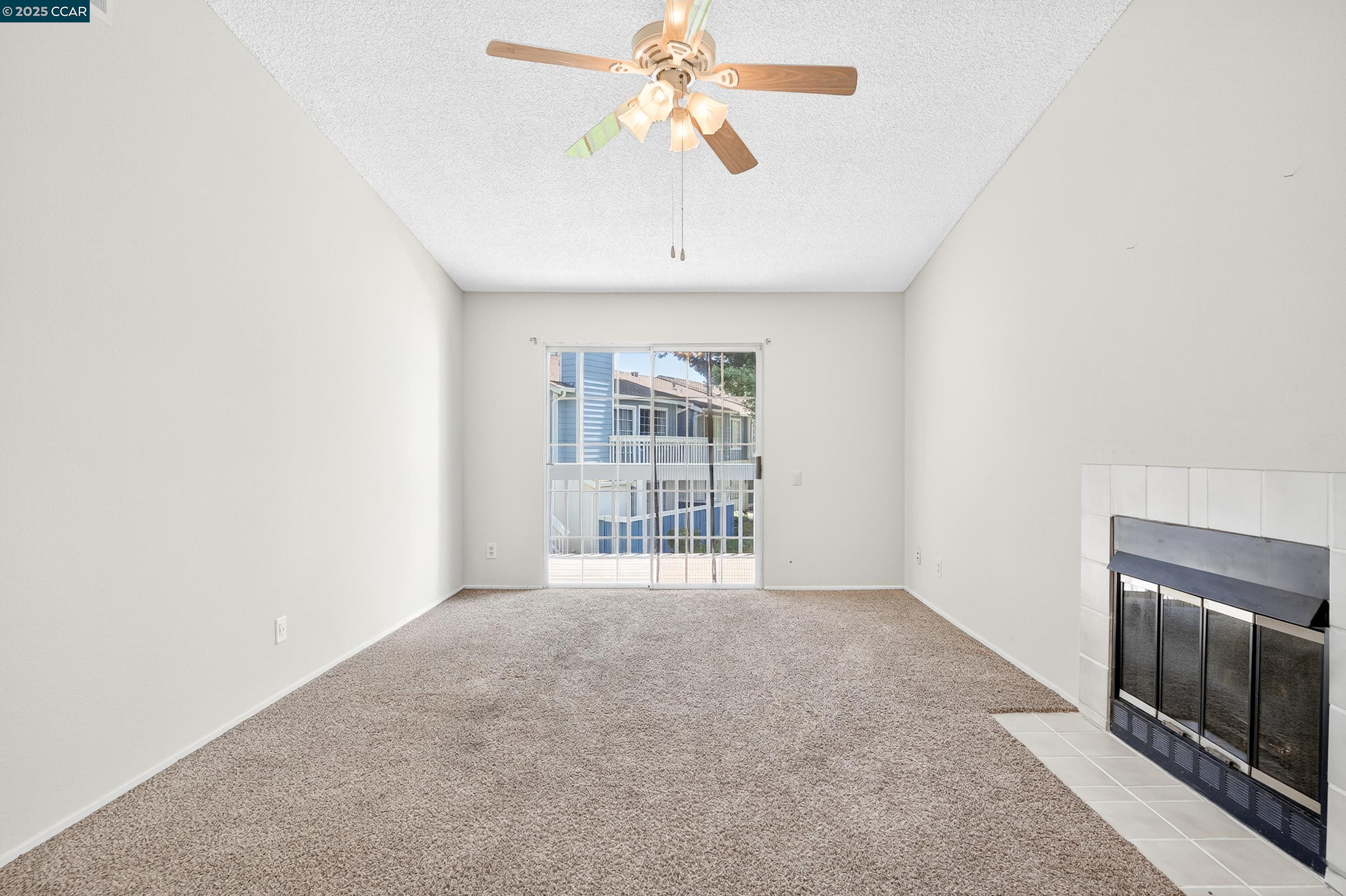 Photo #8: 41103230 Listing: Photo #8