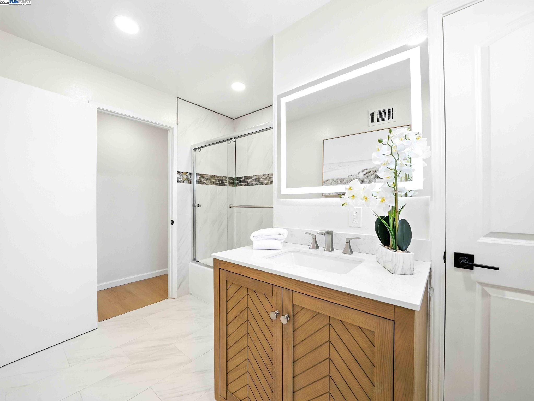 Detail Gallery Image 25 of 42 For 3282 Canterbury Ct, Fremont,  CA 94536 - 3 Beds | 2 Baths