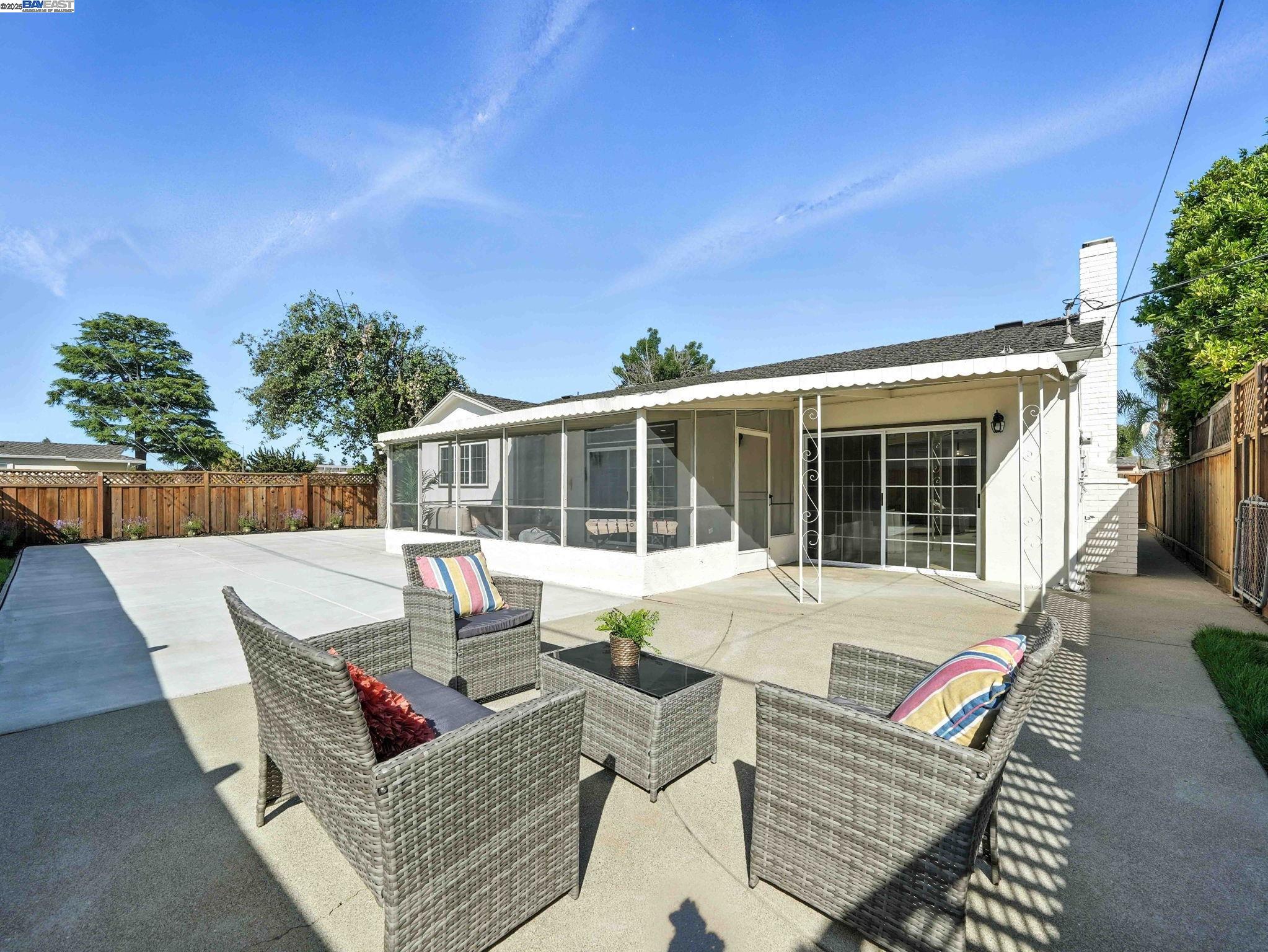 Detail Gallery Image 32 of 42 For 3282 Canterbury Ct, Fremont,  CA 94536 - 3 Beds | 2 Baths