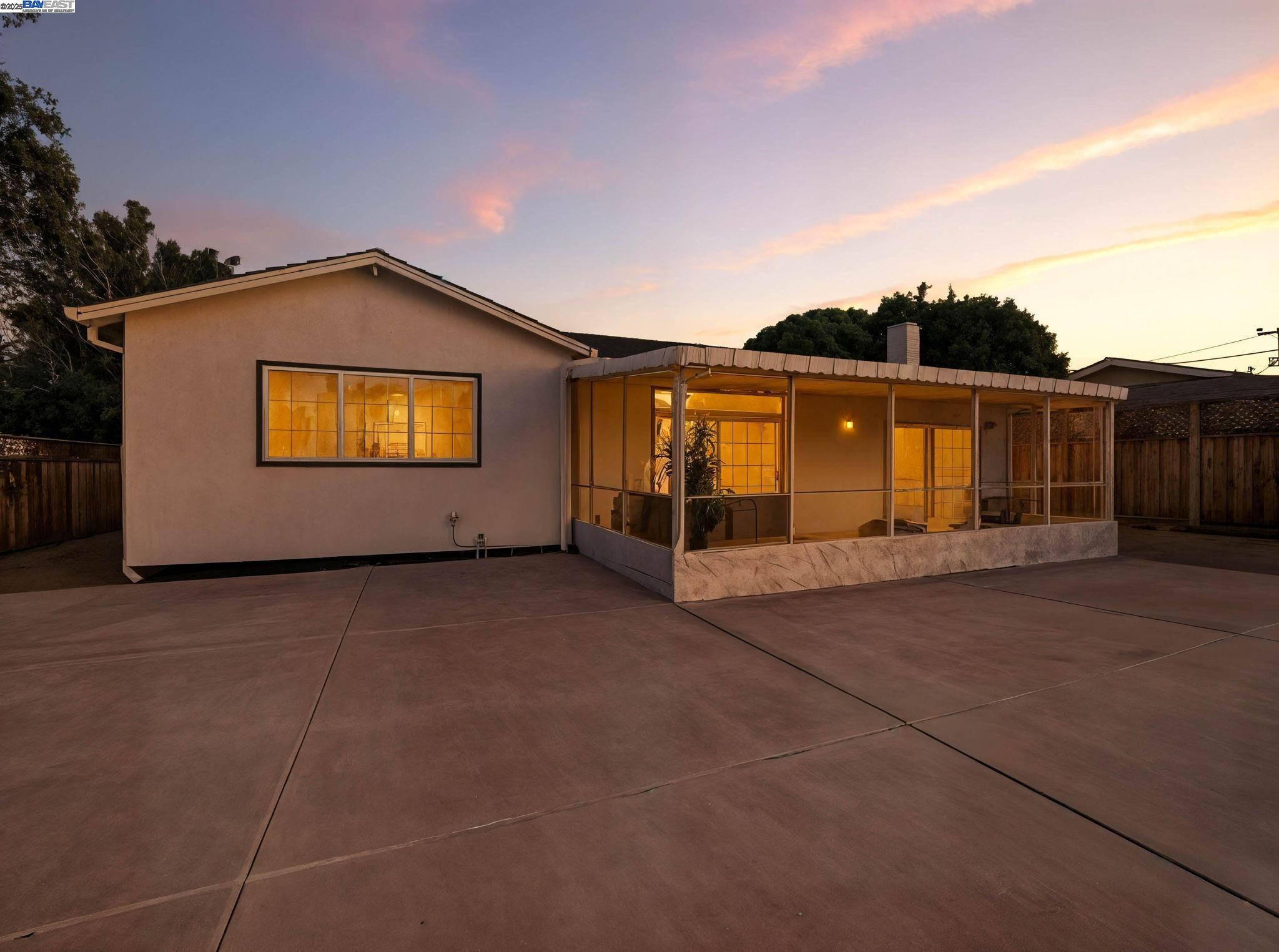 Detail Gallery Image 34 of 42 For 3282 Canterbury Ct, Fremont,  CA 94536 - 3 Beds | 2 Baths