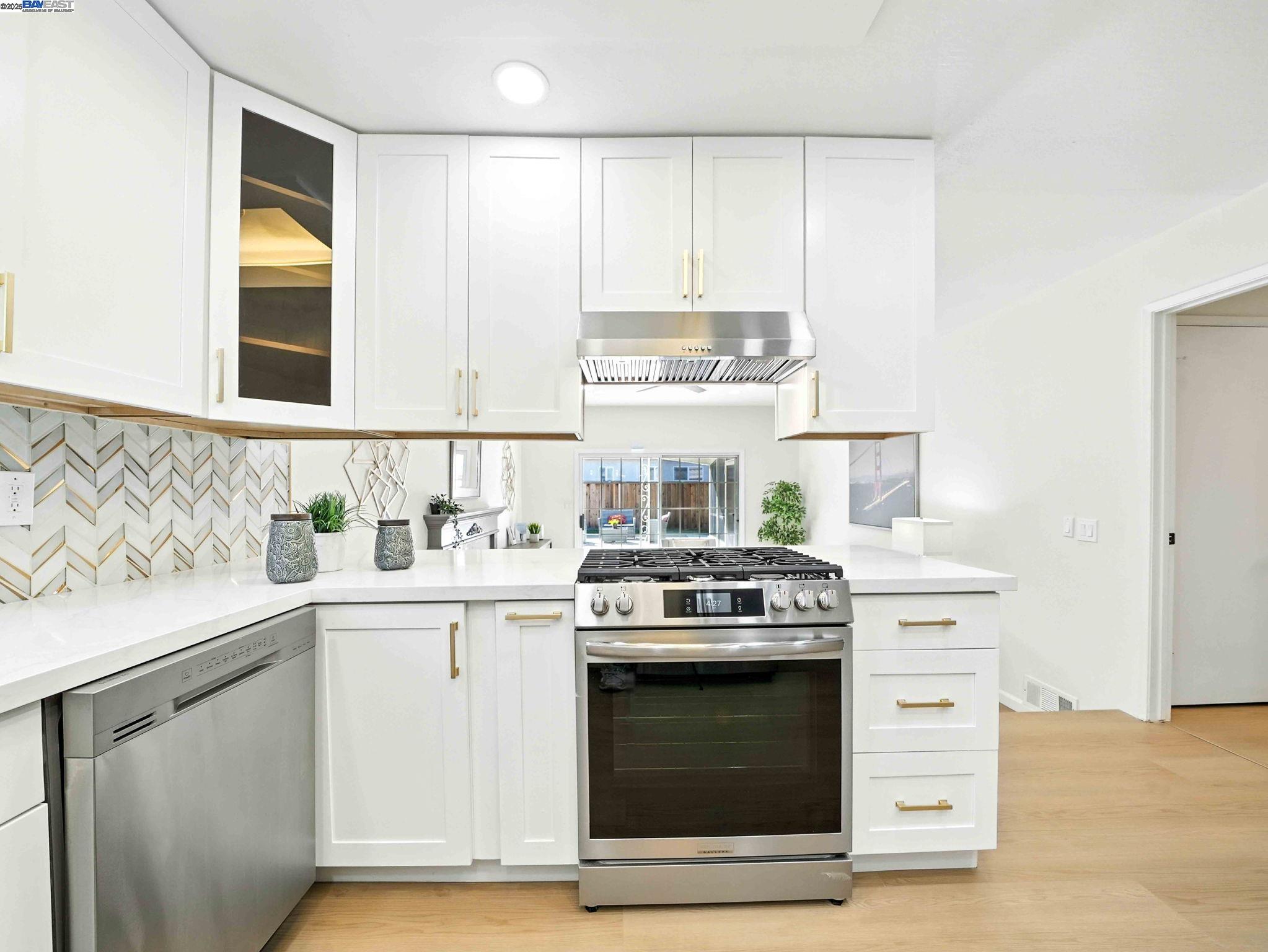 Detail Gallery Image 9 of 42 For 3282 Canterbury Ct, Fremont,  CA 94536 - 3 Beds | 2 Baths