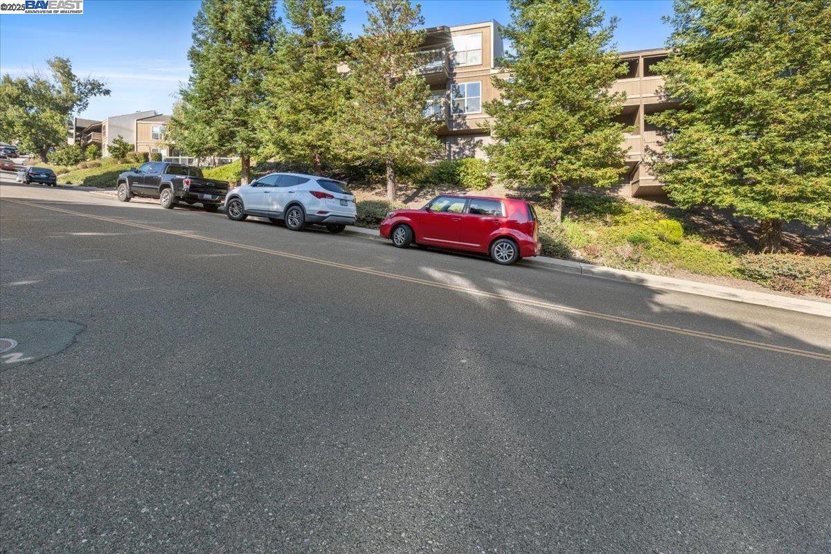 Detail Gallery Image 33 of 44 For 2067 Ascot Dr #245,  Moraga,  CA 94556 - 1 Beds | 1 Baths