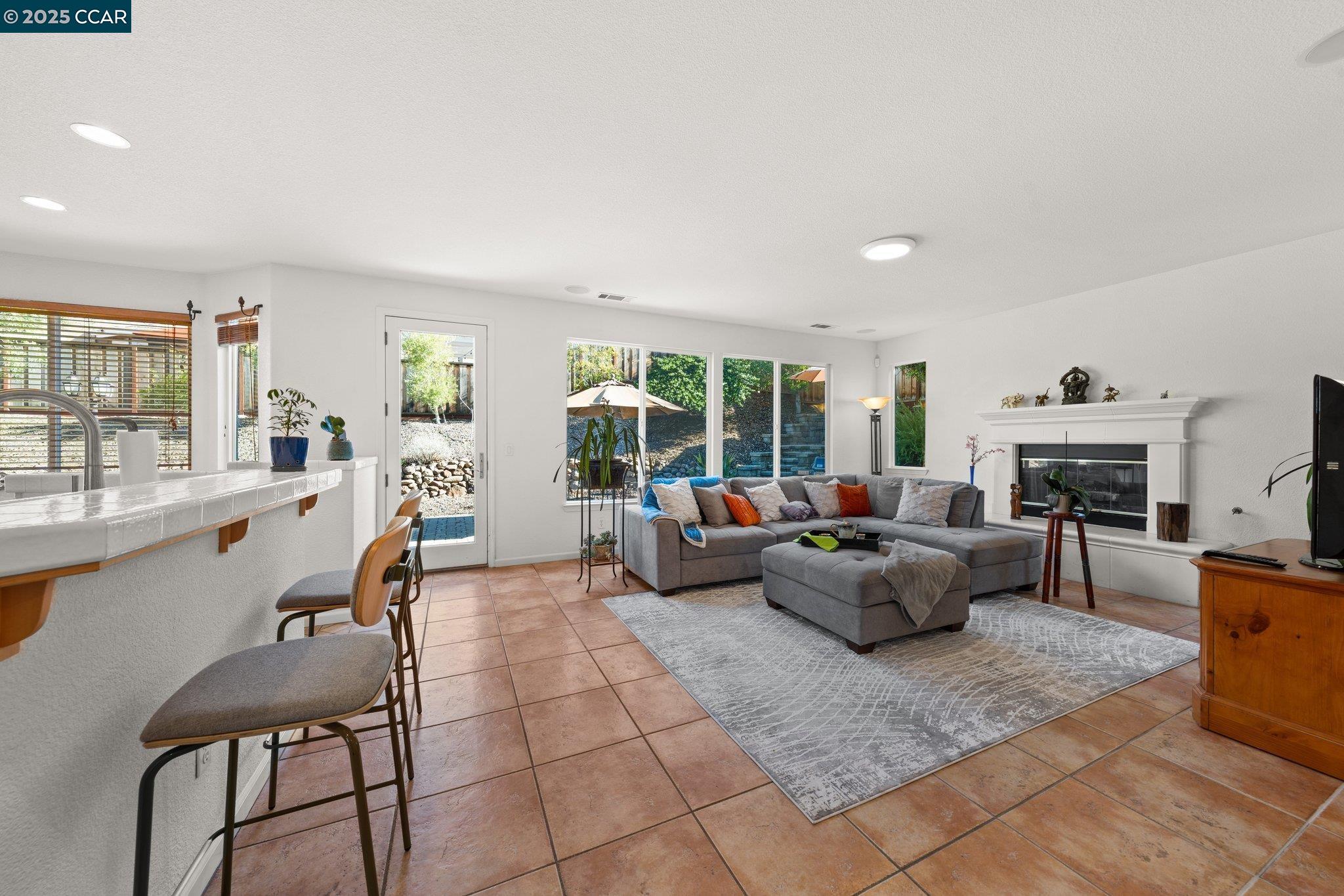 868 Deer Spring Cir, Concord, California 94521, 5 Bedrooms Bedrooms, 11 Rooms Rooms,3 BathroomsBathrooms,Residential,For Sale,868 Deer Spring Cir,41103235