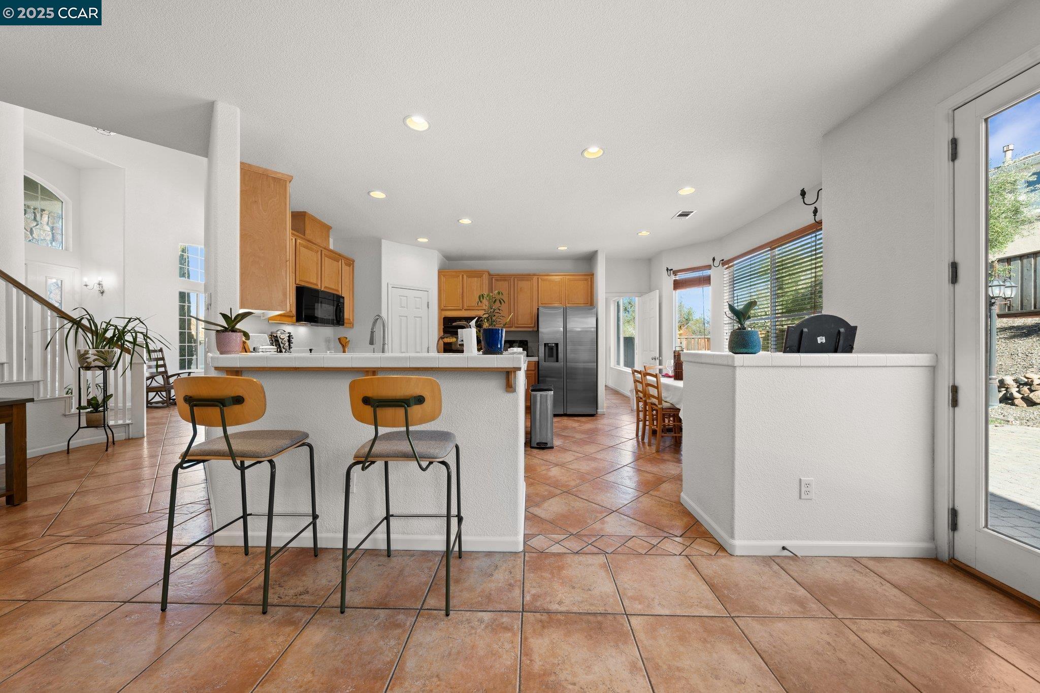 868 Deer Spring Cir, Concord, California 94521, 5 Bedrooms Bedrooms, 11 Rooms Rooms,3 BathroomsBathrooms,Residential,For Sale,868 Deer Spring Cir,41103235
