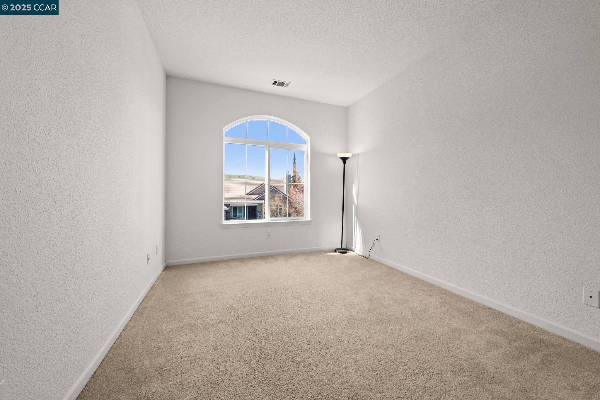 868 Deer Spring Cir, Concord, California 94521, 5 Bedrooms Bedrooms, 11 Rooms Rooms,3 BathroomsBathrooms,Residential,For Sale,868 Deer Spring Cir,41103235