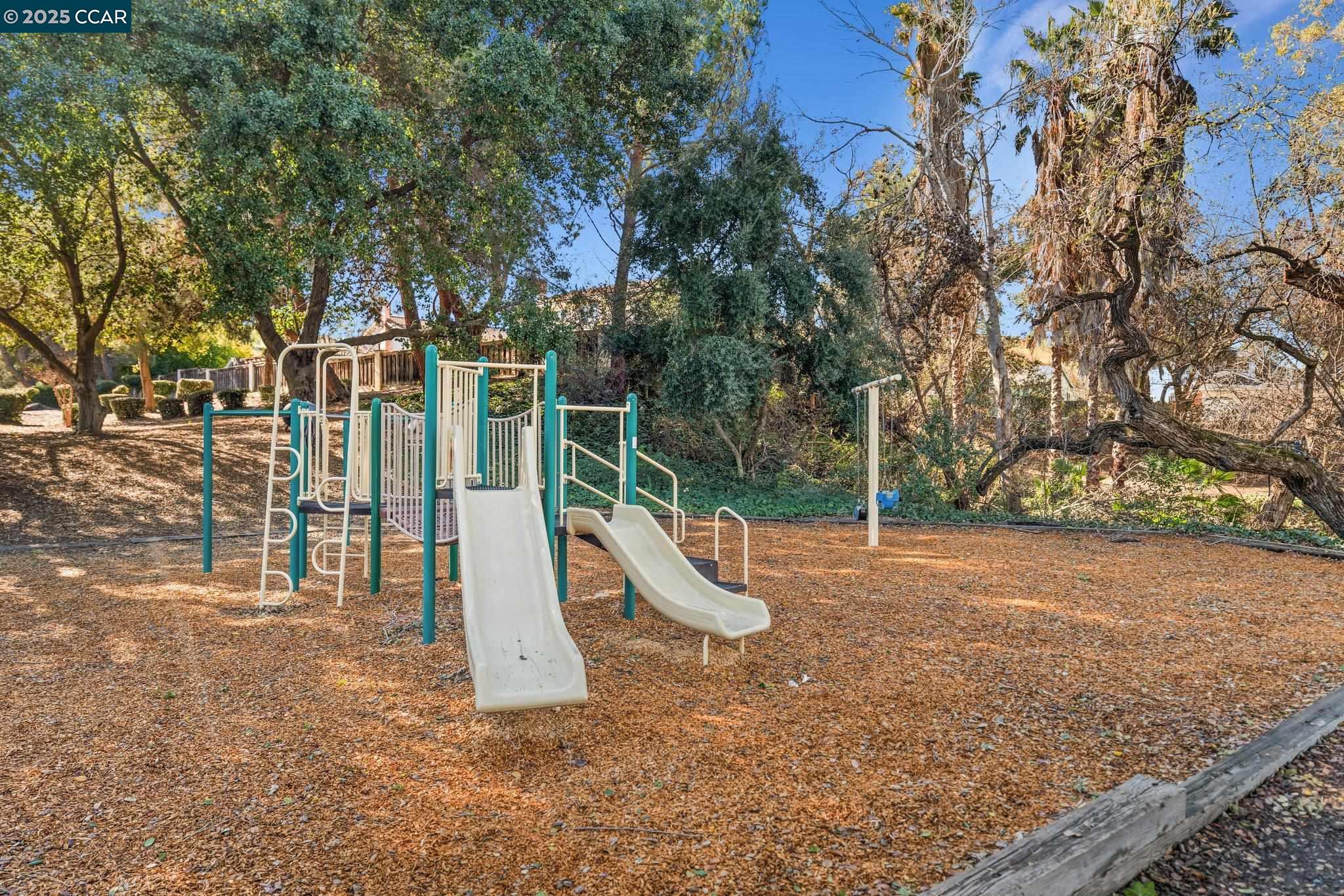 868 Deer Spring Cir, Concord, California 94521, 5 Bedrooms Bedrooms, 11 Rooms Rooms,3 BathroomsBathrooms,Residential,For Sale,868 Deer Spring Cir,41103235