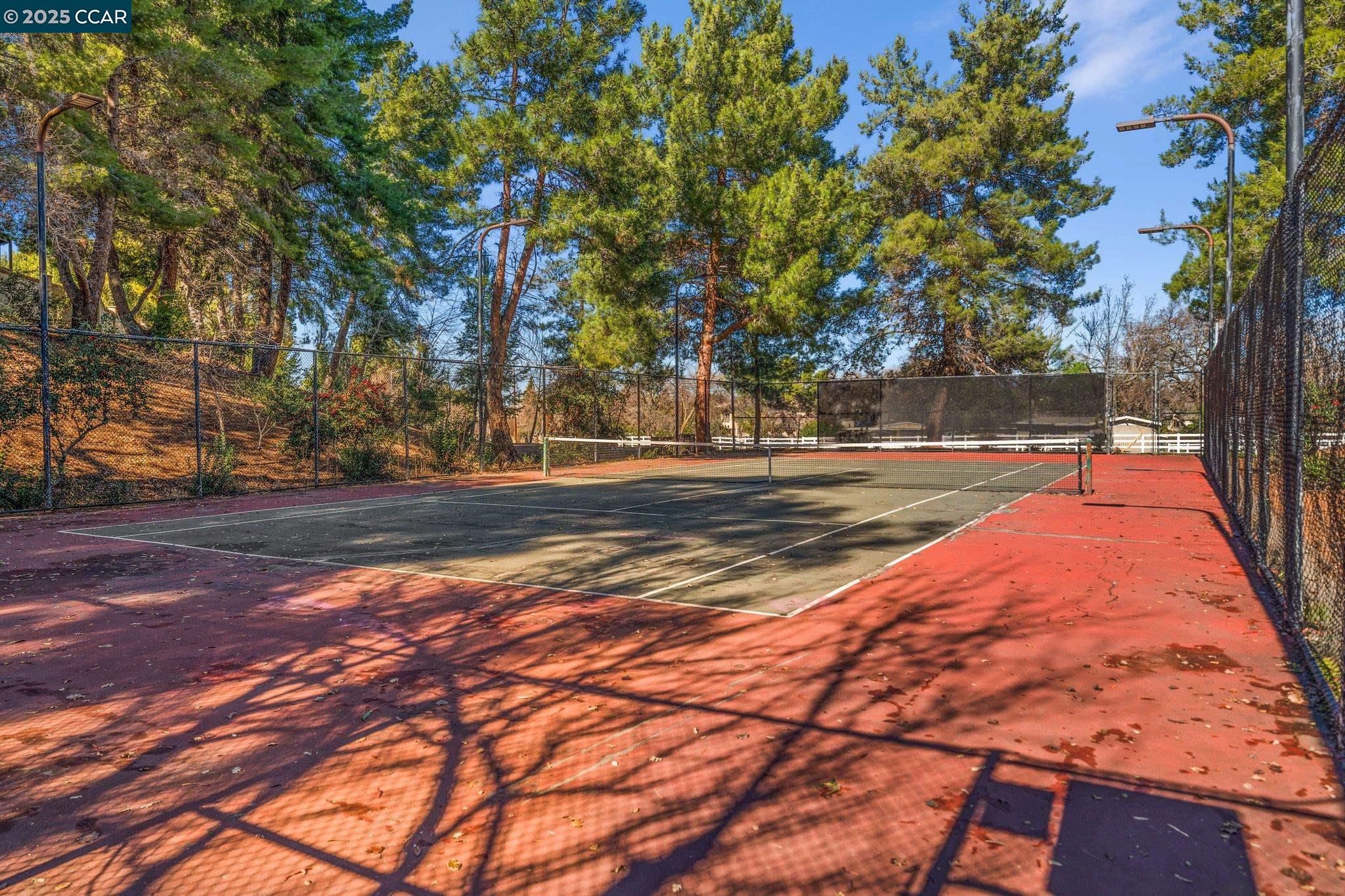 868 Deer Spring Cir, Concord, California 94521, 5 Bedrooms Bedrooms, 11 Rooms Rooms,3 BathroomsBathrooms,Residential,For Sale,868 Deer Spring Cir,41103235