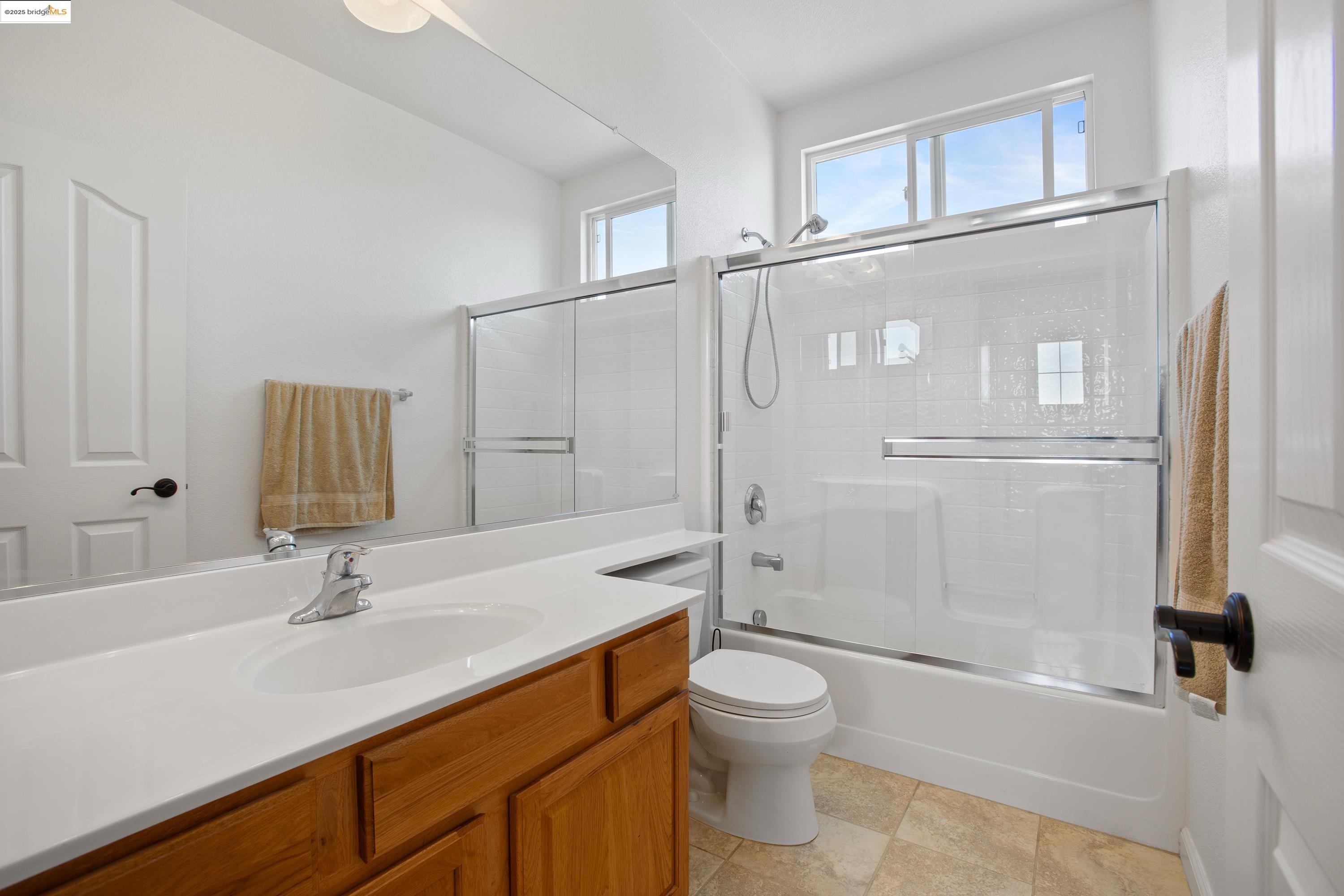 Detail Gallery Image 17 of 25 For 1641 Tucson Circle, Suisun City,  CA 94585 - 3 Beds | 2/1 Baths