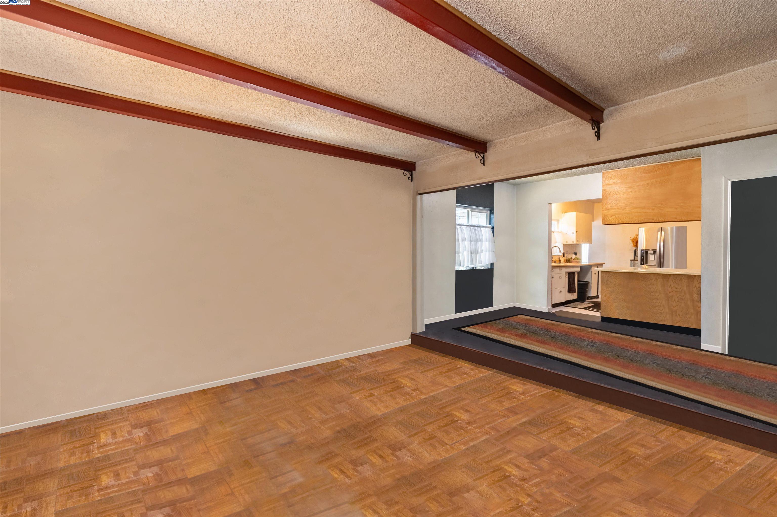 Detail Gallery Image 11 of 14 For 1045 72nd Avenue, Oakland,  CA 94621 - 2 Beds | 1 Baths