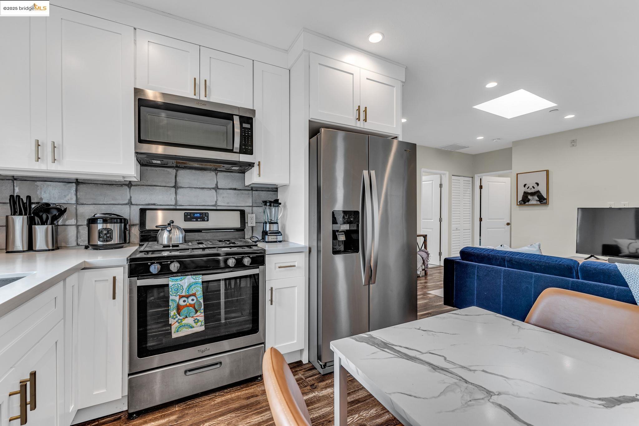 770-772 55th St, Oakland, California 94609, ,Residential Income,For Sale,770-772 55th St,41103238