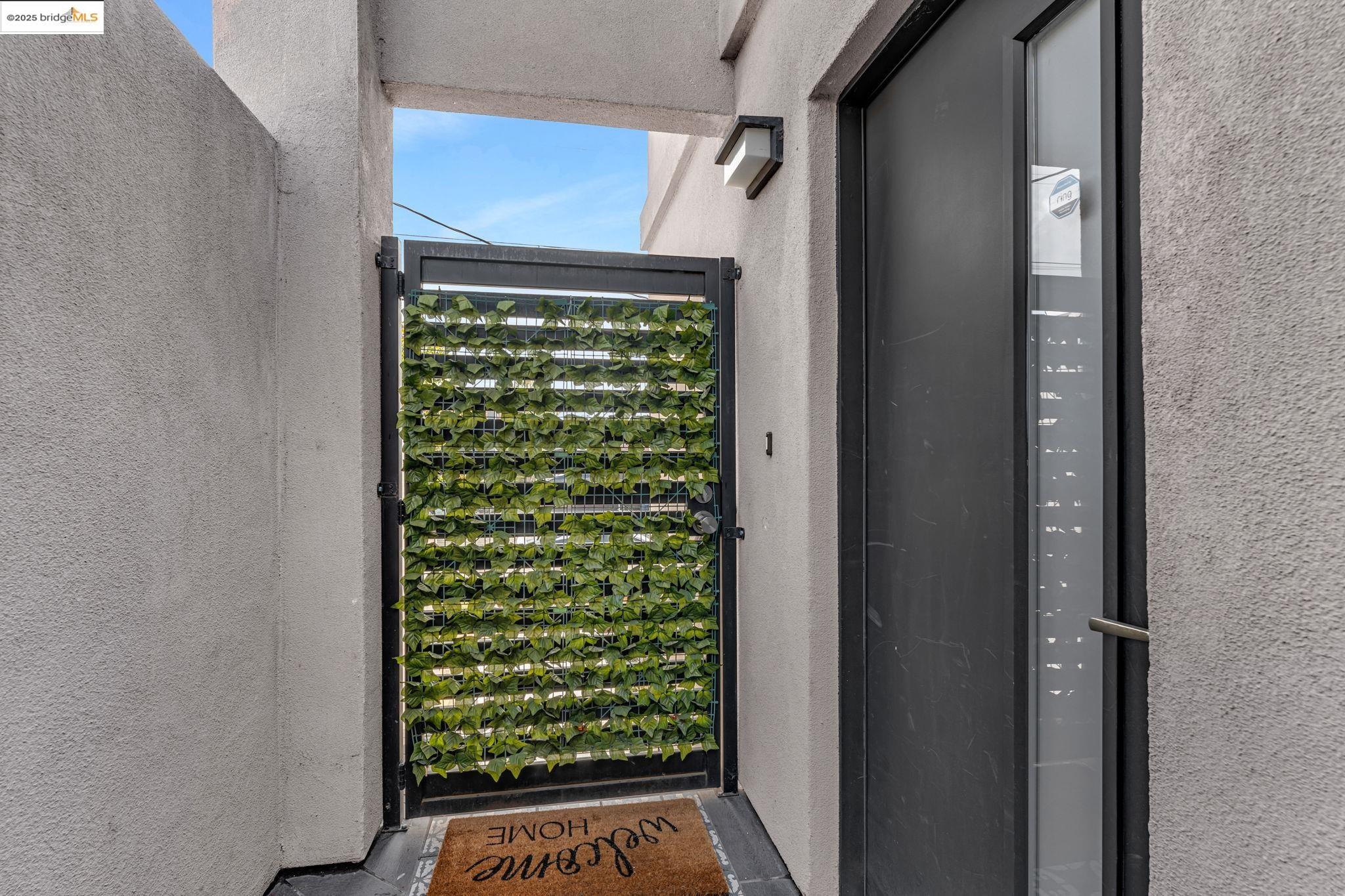 770-772 55th St, Oakland, California 94609, ,Residential Income,For Sale,770-772 55th St,41103238