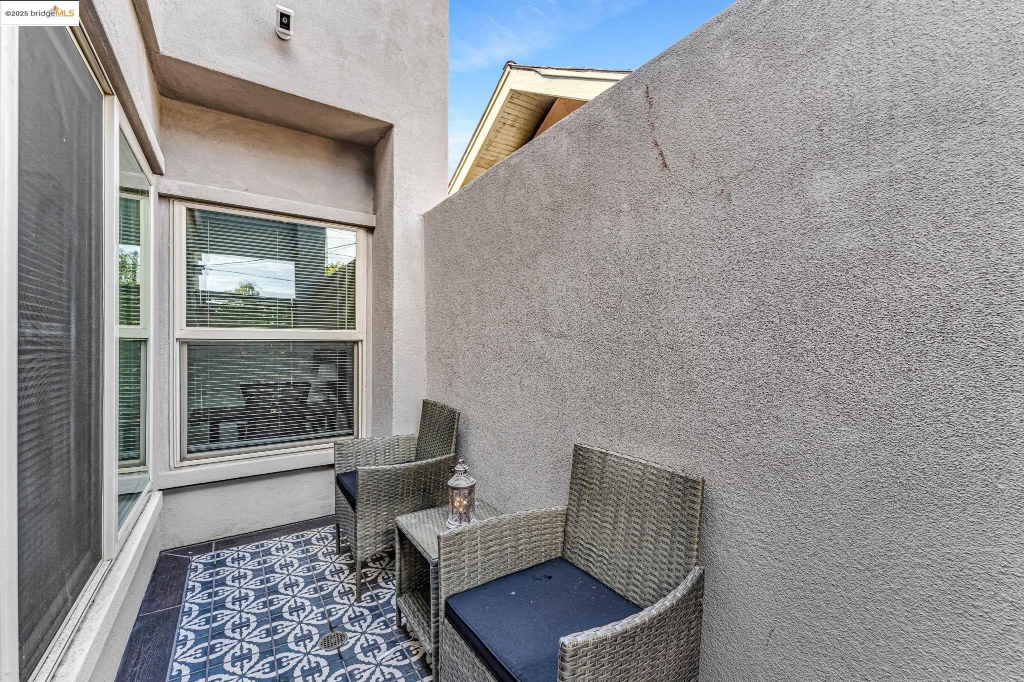 770-772 55th St, Oakland, California 94609, ,Residential Income,For Sale,770-772 55th St,41103238
