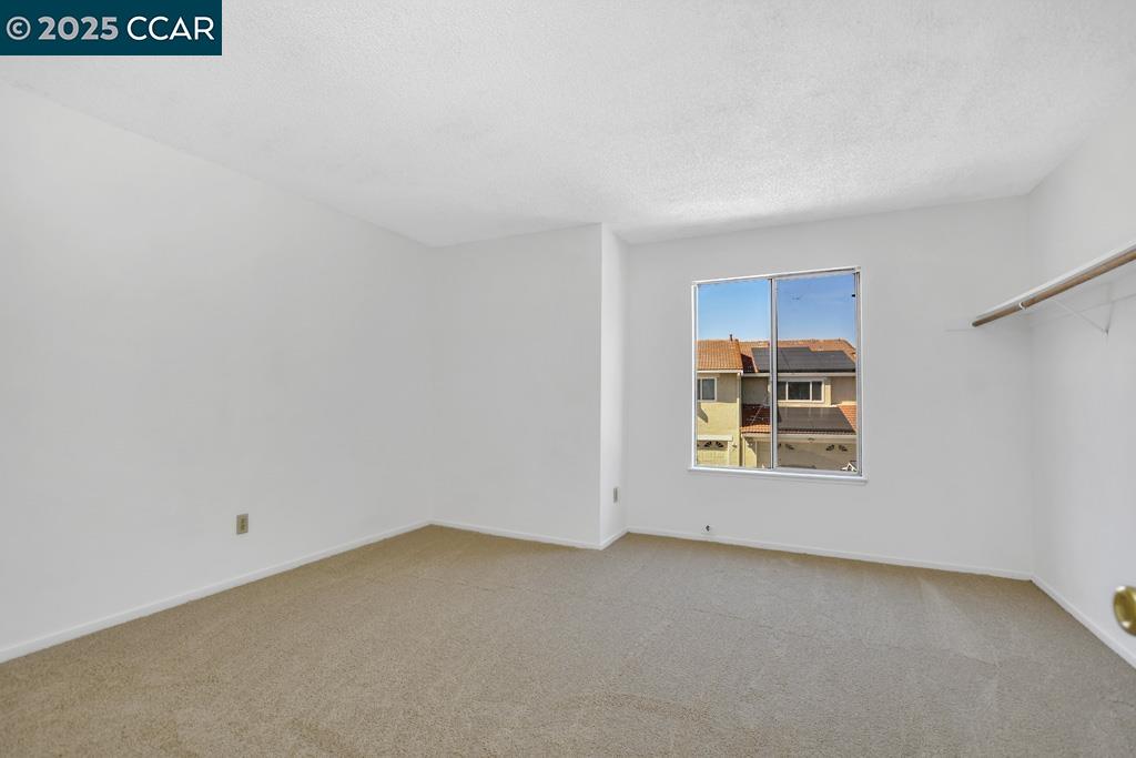 65 Edgewater Pl, Pittsburg, California 94565, 4 Bedrooms Bedrooms, 8 Rooms Rooms,2 BathroomsBathrooms,Residential,For Sale,65 Edgewater Pl,41103240