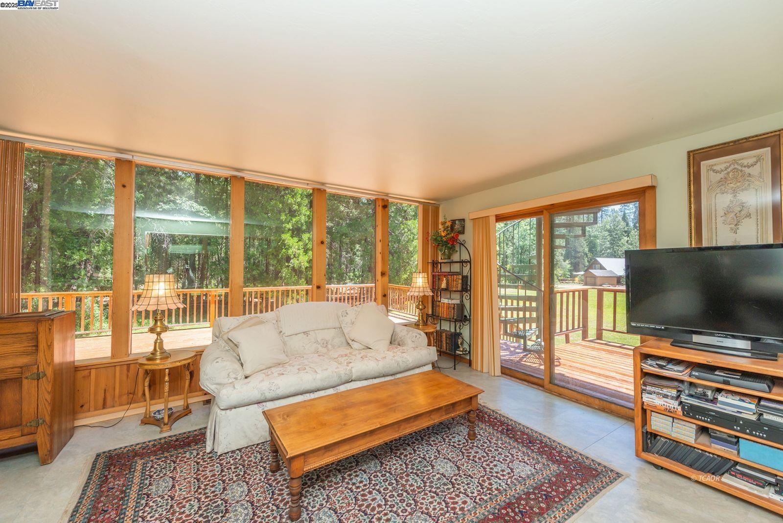 30 Dorleska Ct., Trinity Center, California 96091, 2 Bedrooms Bedrooms, 8 Rooms Rooms,2 BathroomsBathrooms,Residential,For Sale,30 Dorleska Ct.,41103242