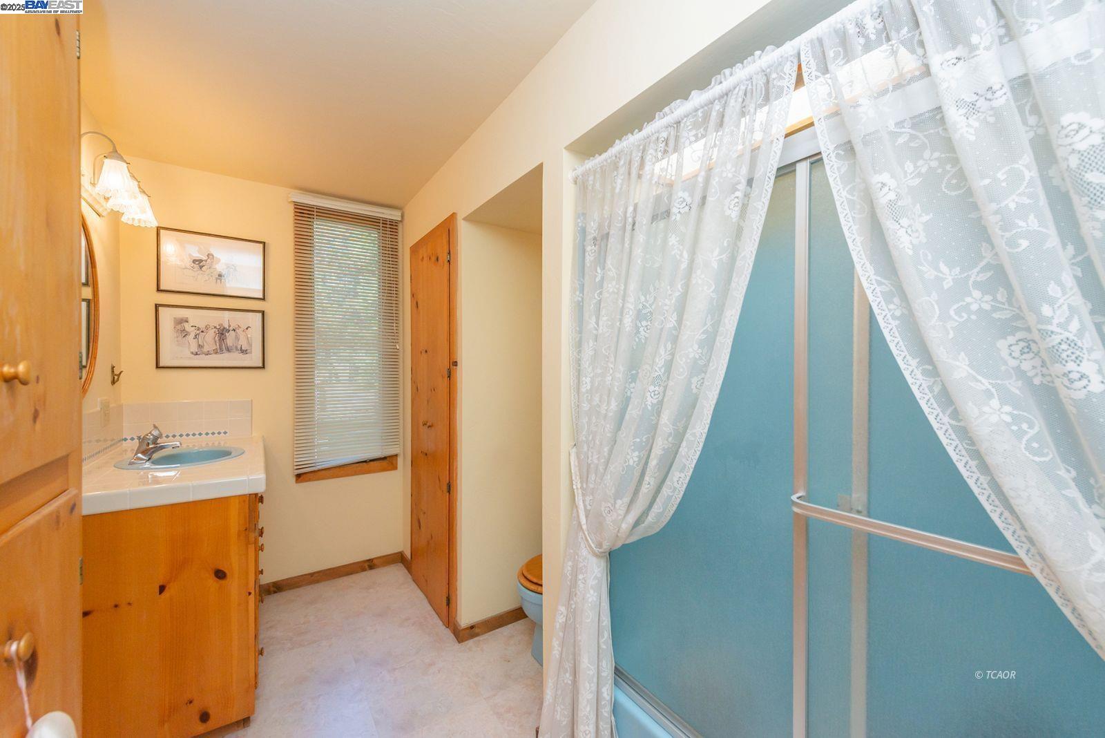 30 Dorleska Ct., Trinity Center, California 96091, 2 Bedrooms Bedrooms, 8 Rooms Rooms,2 BathroomsBathrooms,Residential,For Sale,30 Dorleska Ct.,41103242