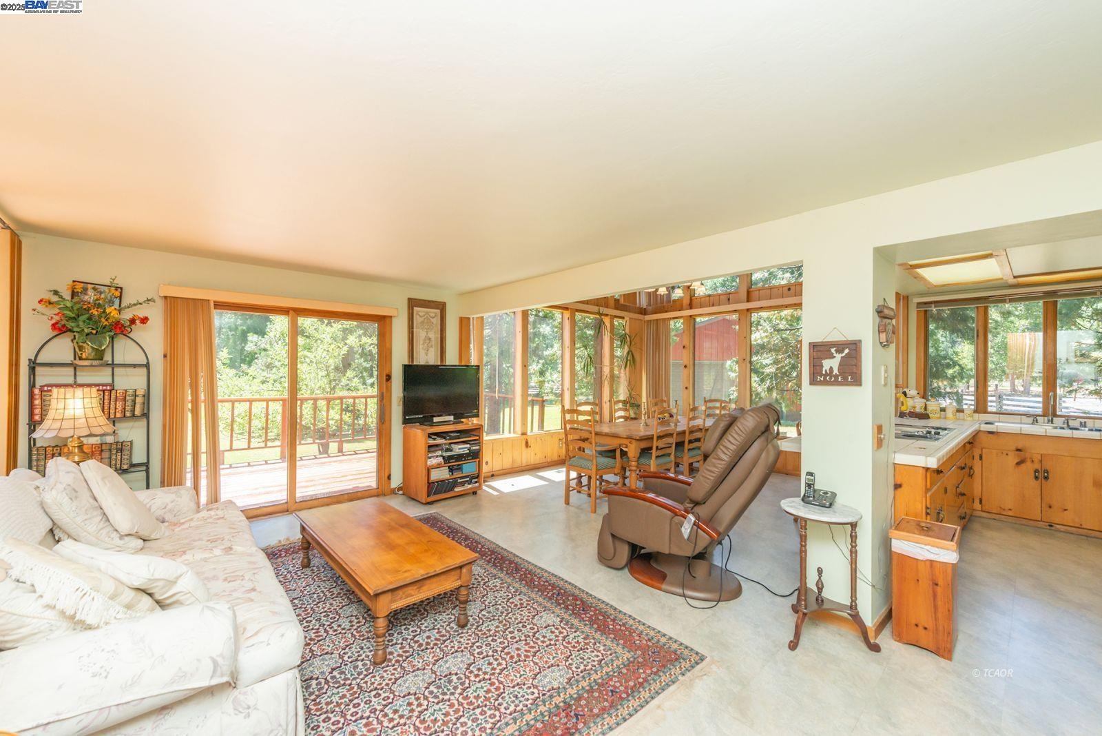 30 Dorleska Ct., Trinity Center, California 96091, 2 Bedrooms Bedrooms, 8 Rooms Rooms,2 BathroomsBathrooms,Residential,For Sale,30 Dorleska Ct.,41103242