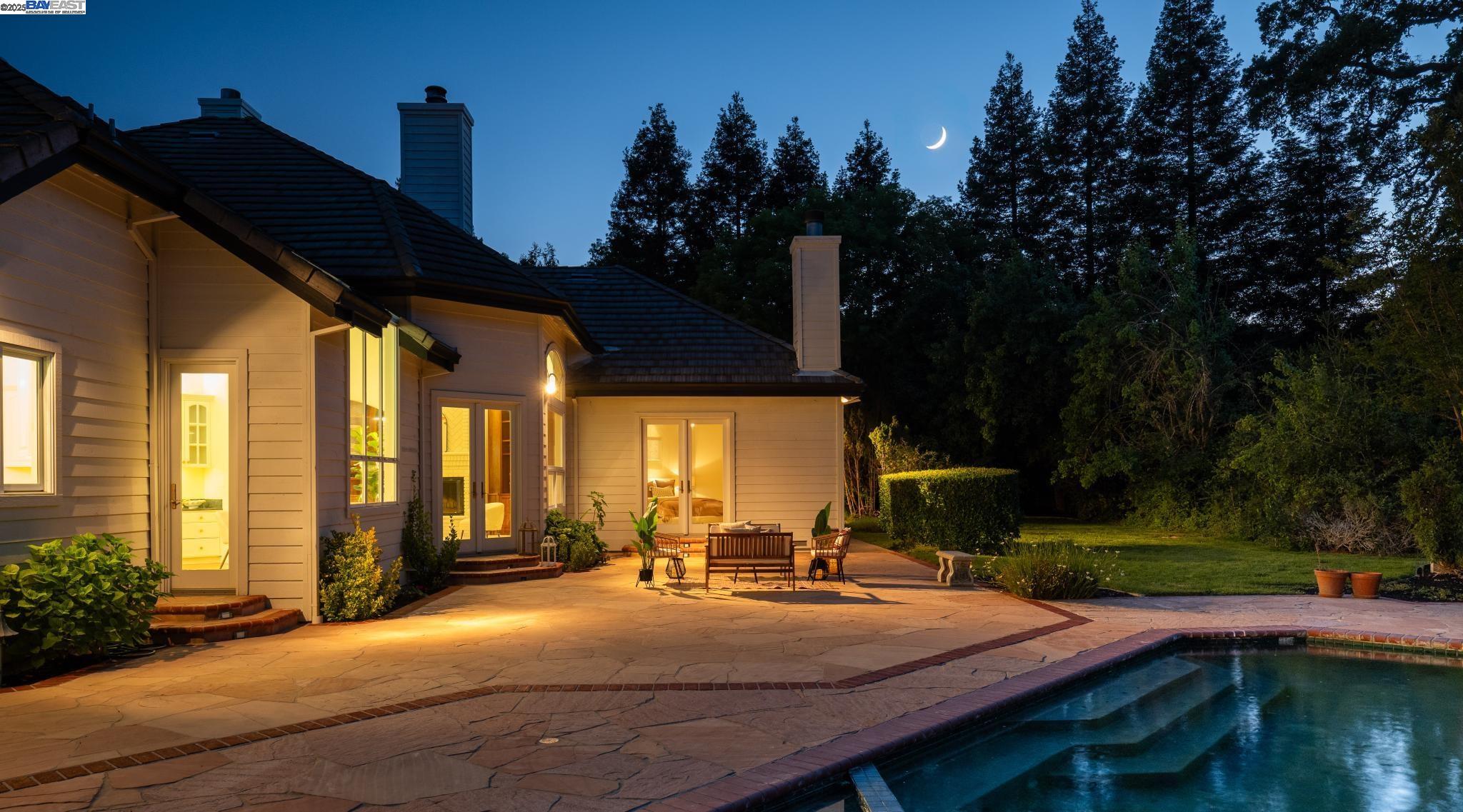 5318 Stonehurst Drive, Martinez, California 94553, 4 Bedrooms Bedrooms, 11 Rooms Rooms,3 BathroomsBathrooms,Residential,For Sale,5318 Stonehurst Drive,41103243