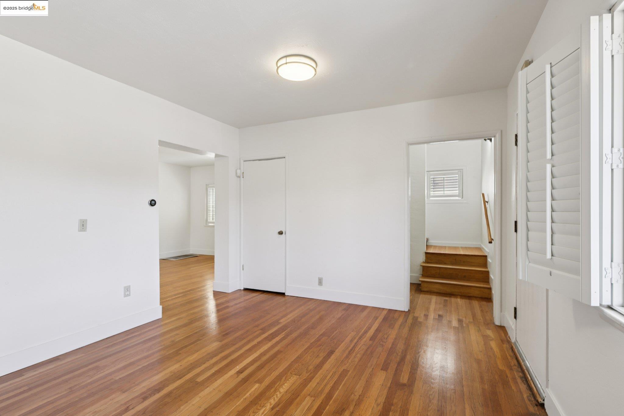 1822 40Th Ave, Oakland, California 94601, 4 Bedrooms Bedrooms, 7 Rooms Rooms,2 BathroomsBathrooms,Residential,For Sale,1822 40Th Ave,41103245