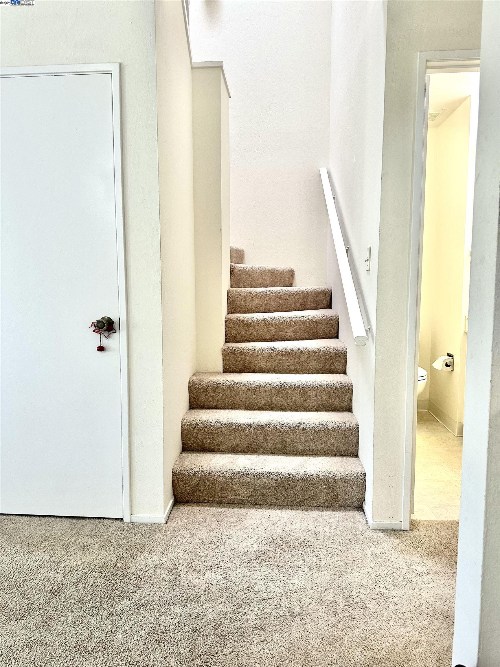Detail Gallery Image 11 of 25 For 3521 Oleander, Alameda,  CA 94502 - 3 Beds | 1/1 Baths